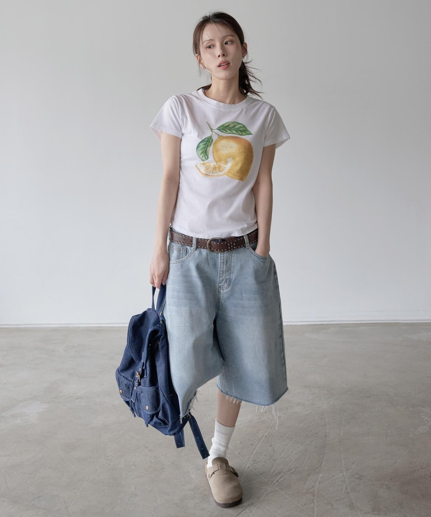 【UNE ORIGINAL】 サイドラウンドスリットフルーツプリントミニチビTシャツカットソー
