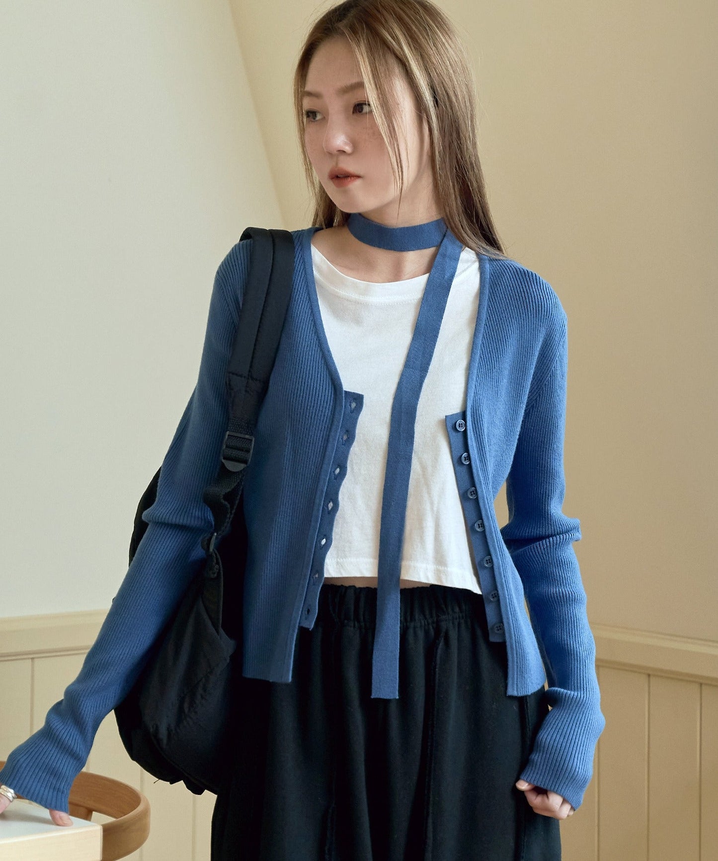 [UNE ORIGINAL] フロントボタンVネックカーディガン＆マフラースカーフSET ITEM
