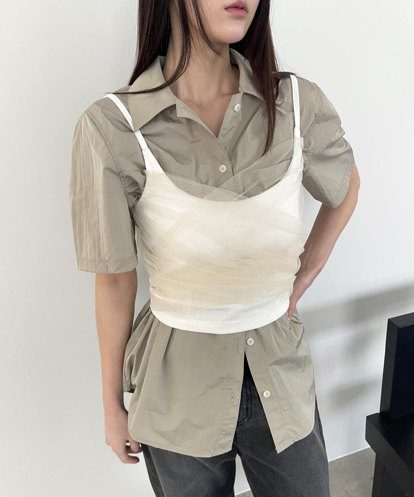 【カップ付き】シフォンシースルーオーガンザシャーリングキャミソール