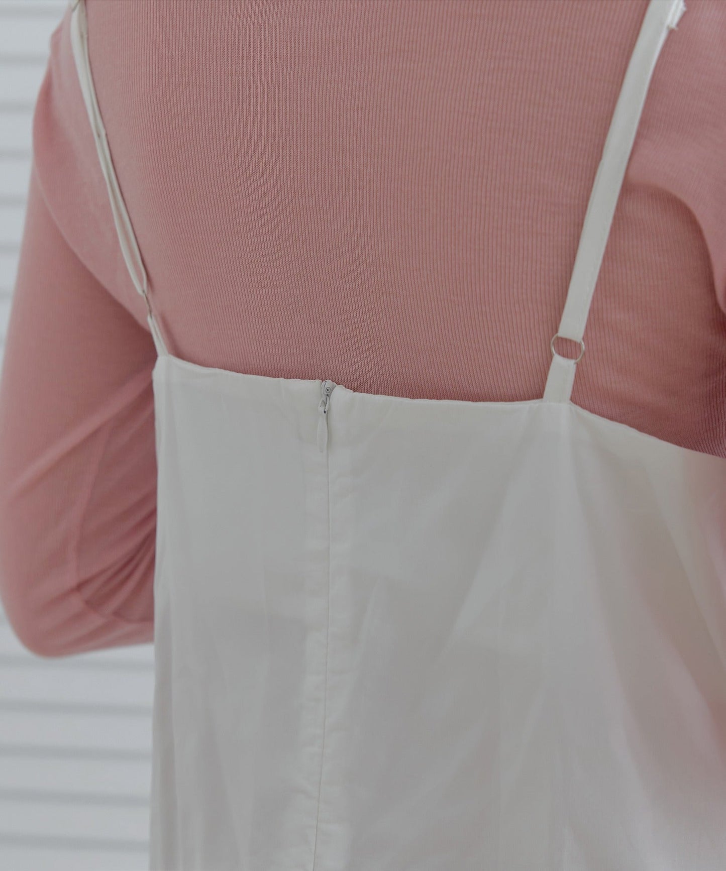 【レイヤードコーデにおすすめ】ベーシックテンセルラップラウンドルーズ長袖レイヤードTシャツカットソー
