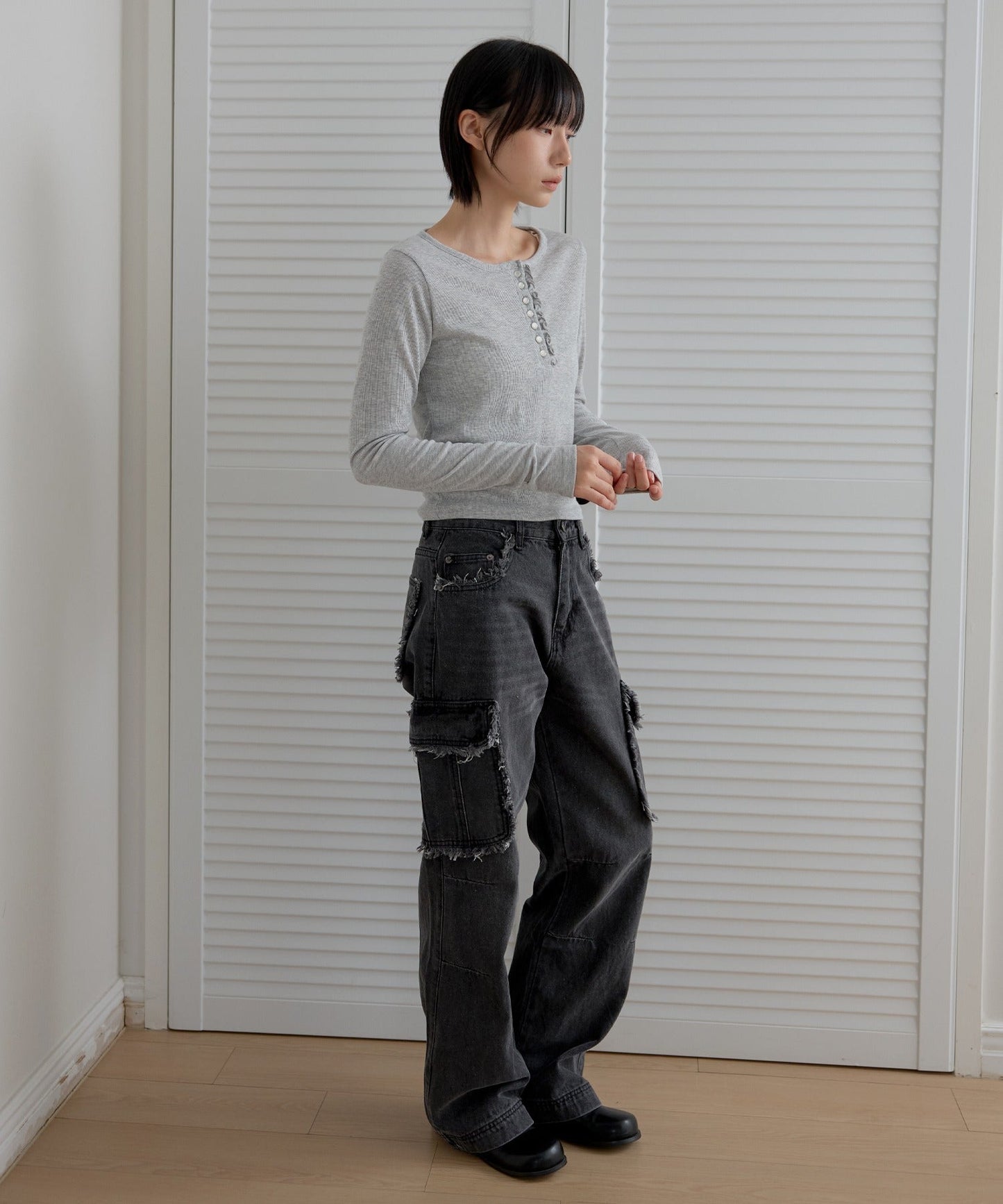 フリンジユニークラインカーゴストレートデニムパンツ