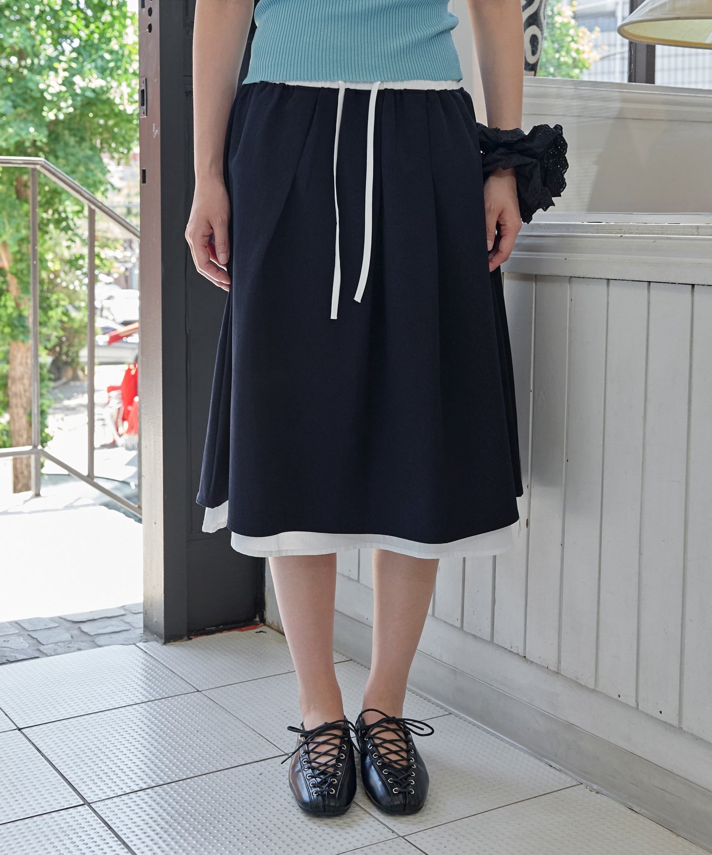 【ウエストゴムでストレスフリー】ダブルレイヤードミディAラインフレアスカート