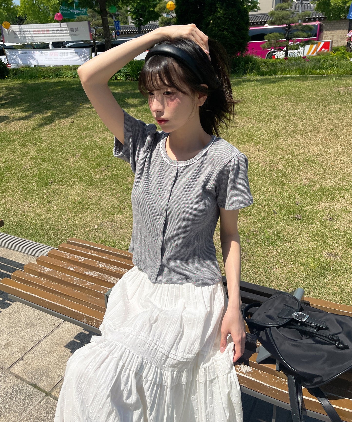 【UNE ORIGINAL】 ワッフル素材×花柄シルバートットレーストリミングボタン半袖カーディガン