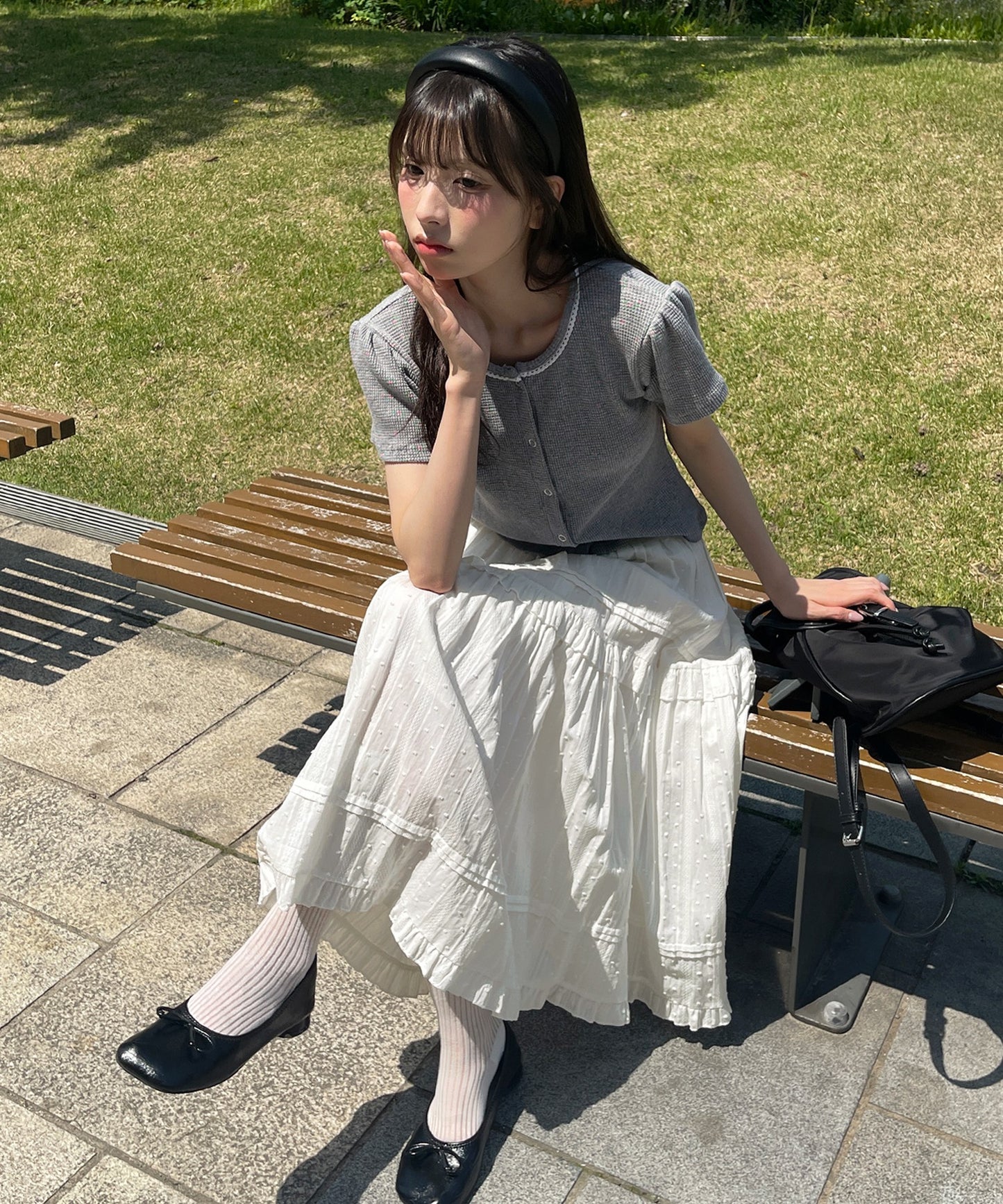 【UNE ORIGINAL】 ワッフル素材×花柄シルバートットレーストリミングボタン半袖カーディガン