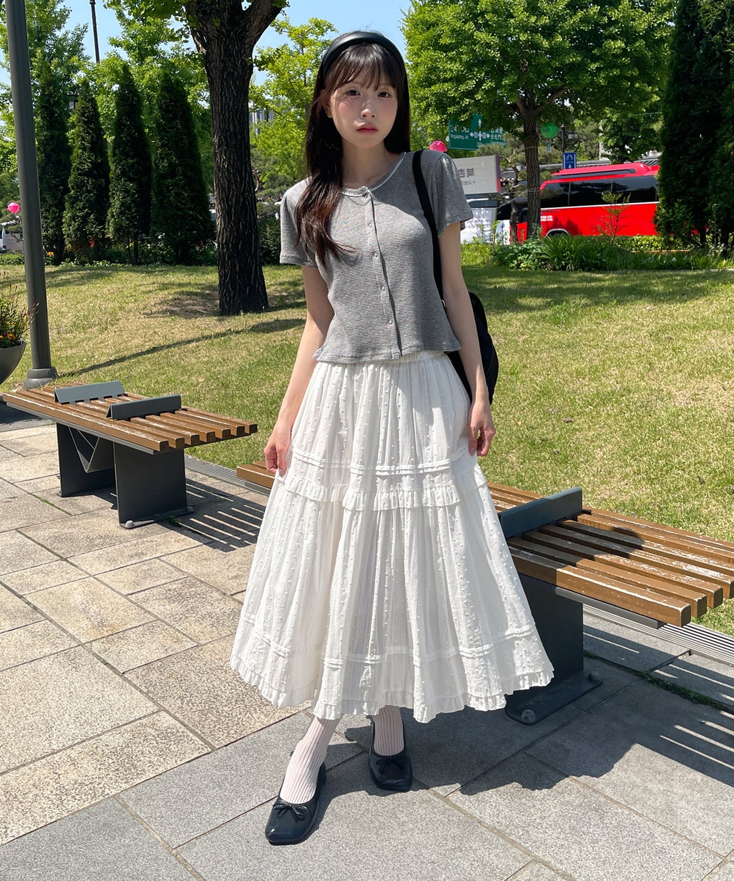 【UNE ORIGINAL】 ワッフル素材×花柄シルバートットレーストリミングボタン半袖カーディガン