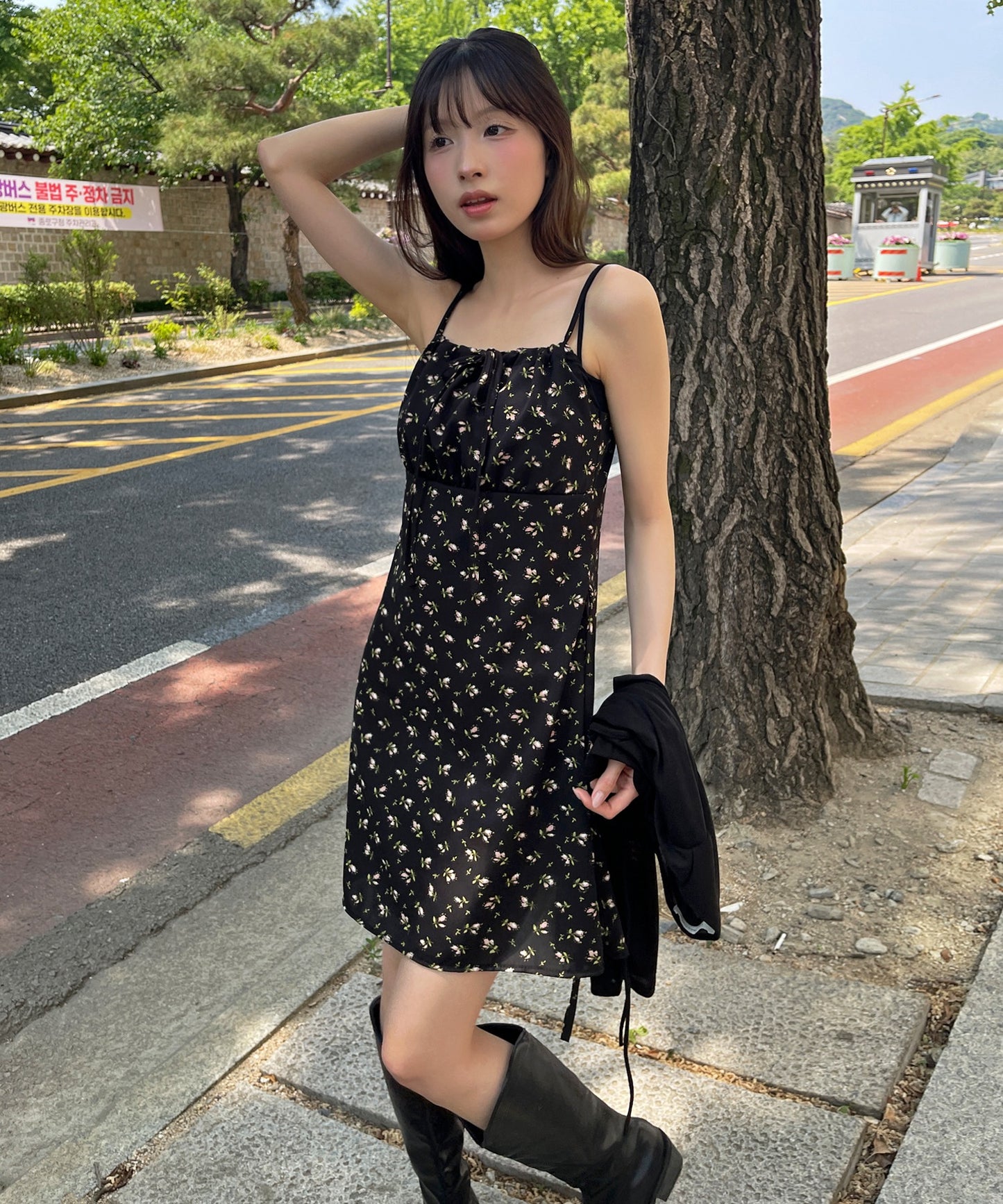 【肩紐調節可能】ラブリー花柄フロントリボンバックストリングレイヤードキャミソールミニワンピース