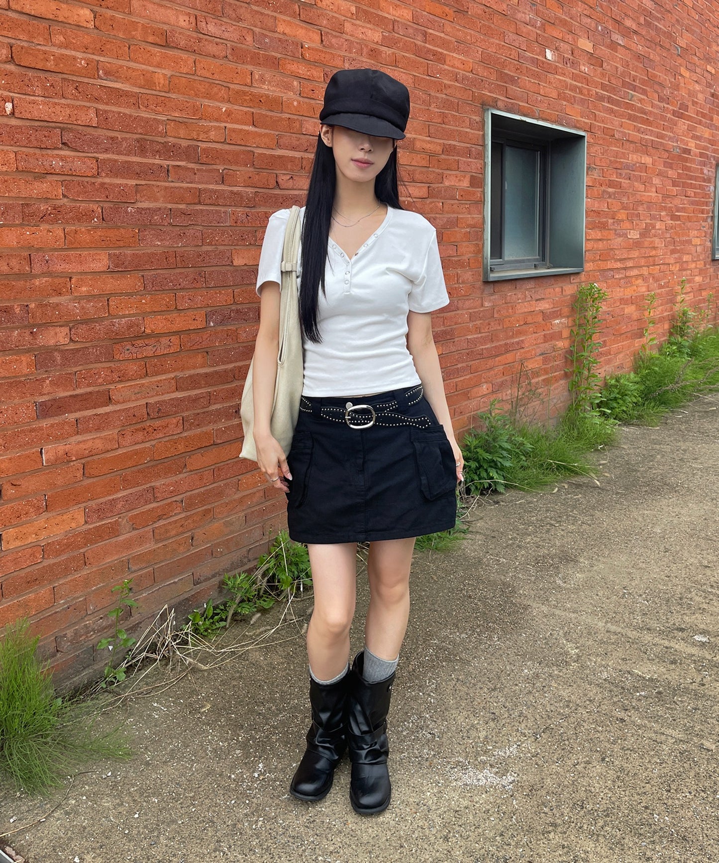 【2026SS新作アイテム】ユニークVネックシルバートットボタンレイヤード半袖Tシャツカットソー