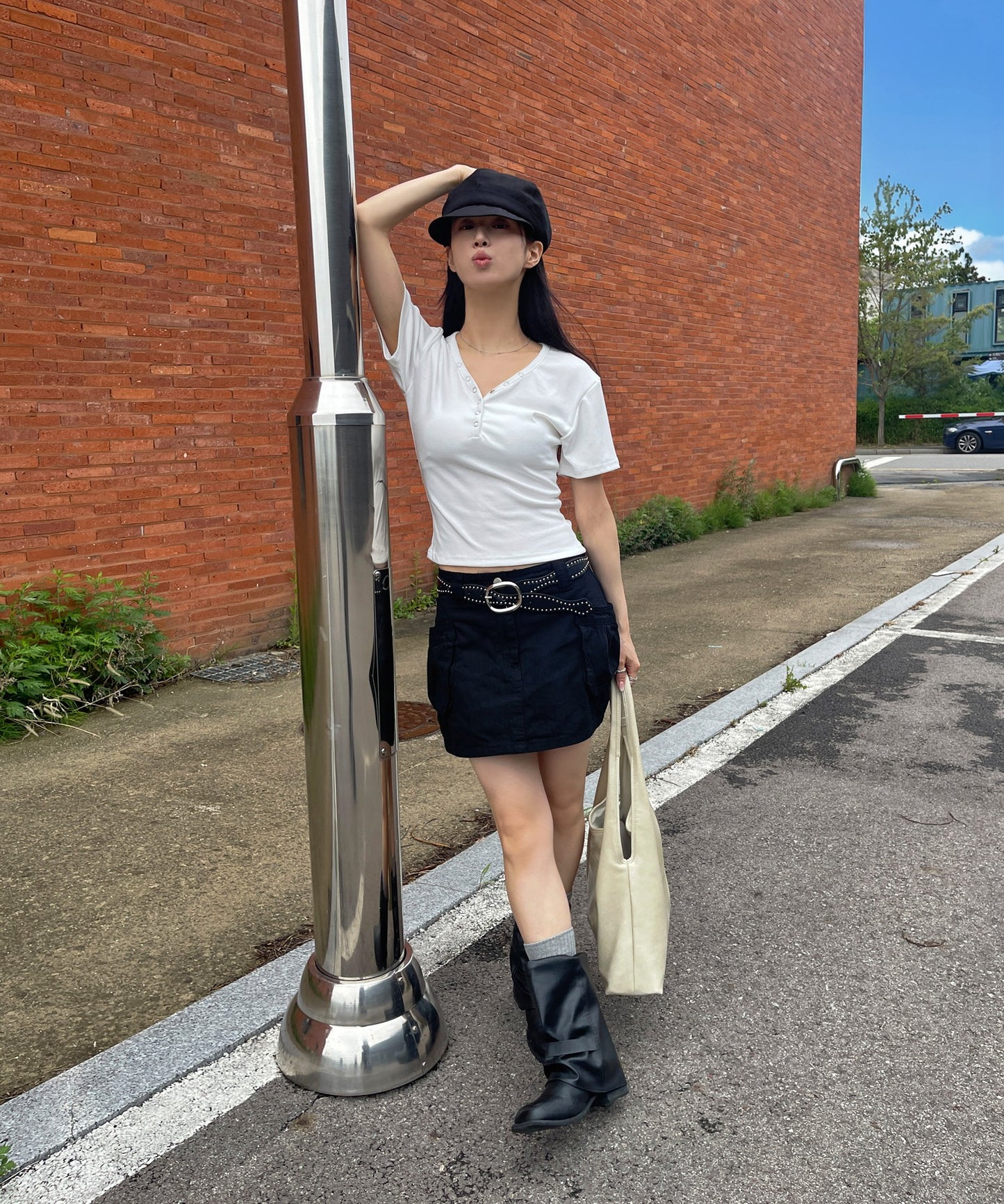 【2026SS新作アイテム】ユニークVネックシルバートットボタンレイヤード半袖Tシャツカットソー