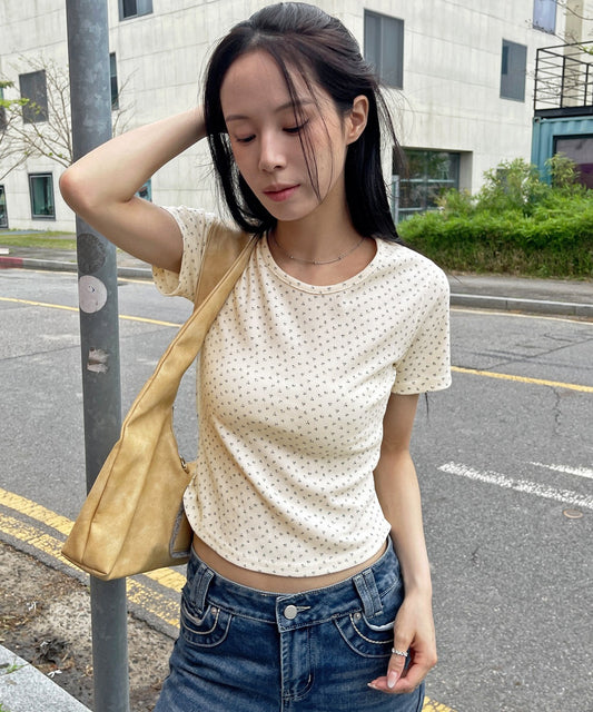 【2026SS新作アイテム】【レイヤード用におすすめ】デイリー花柄UネックアンバランスミドルTシャツカットソー
