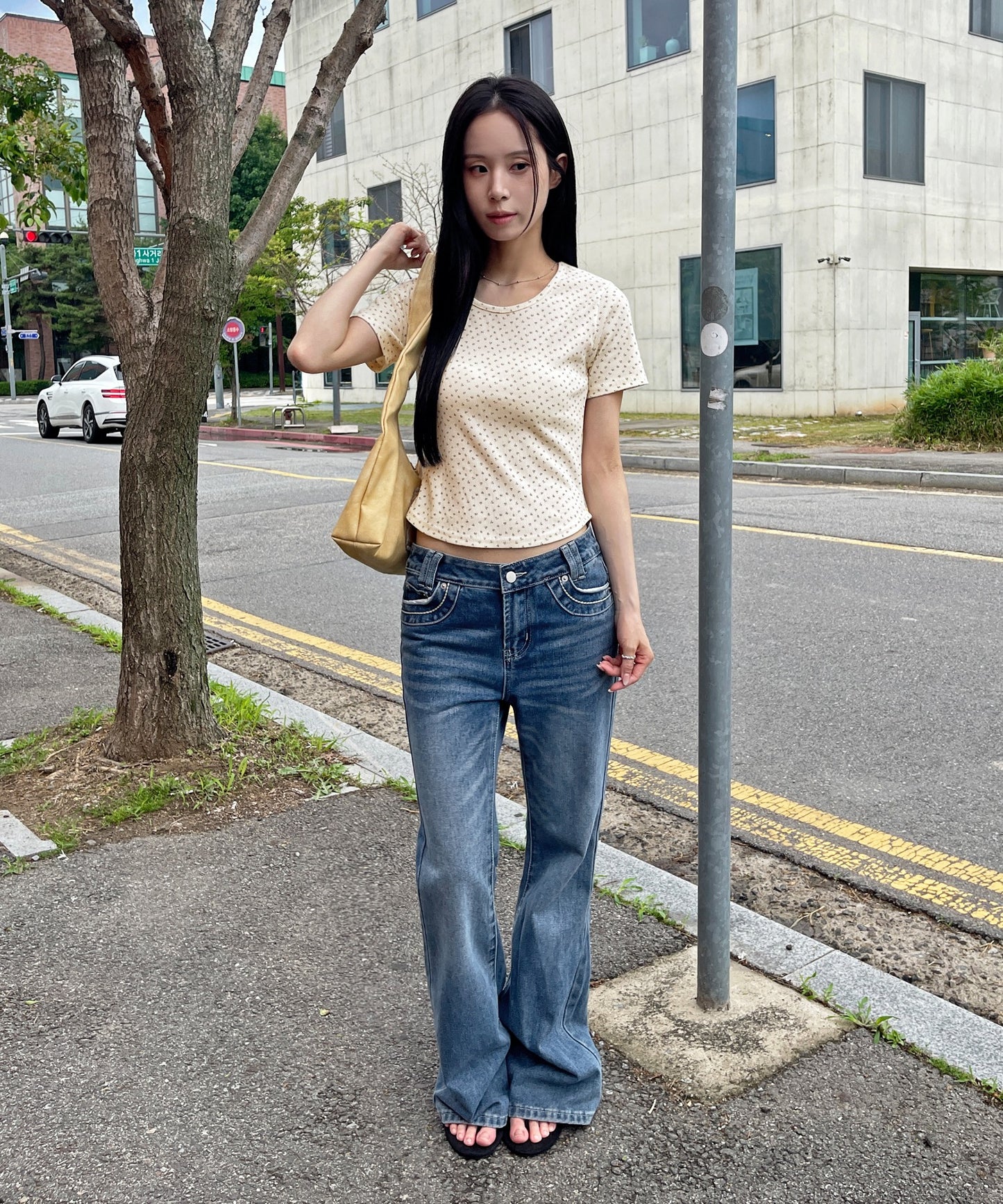 【2026SS新作アイテム】【レイヤード用におすすめ】デイリー花柄UネックアンバランスミドルTシャツカットソー