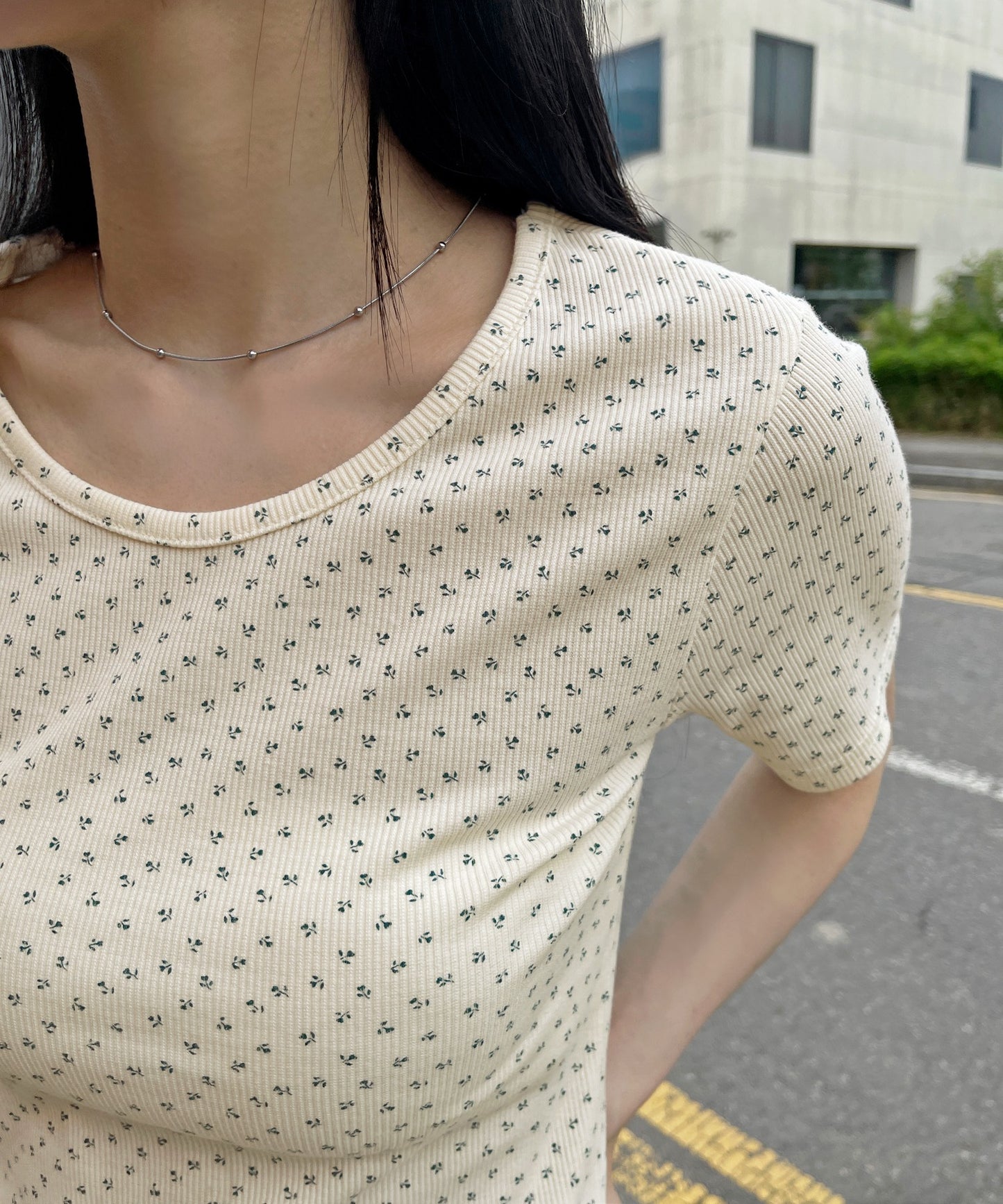【2026SS新作アイテム】【レイヤード用におすすめ】デイリー花柄UネックアンバランスミドルTシャツカットソー