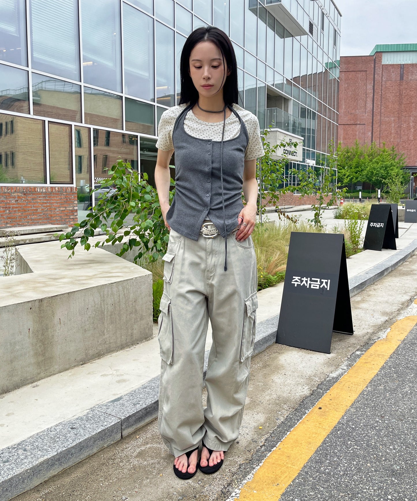 【2026SS新作アイテム】【レイヤード用におすすめ】デイリー花柄UネックアンバランスミドルTシャツカットソー