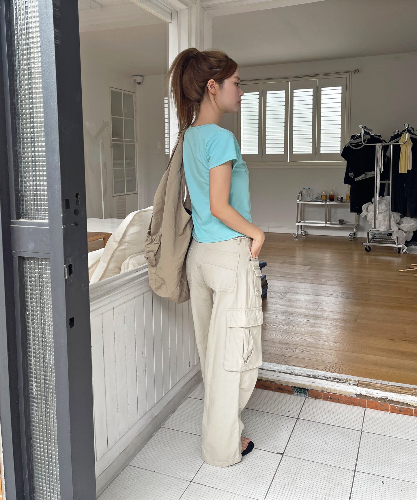 バイカラーステッチフラワーグラフィック半袖Tシャツカットソー