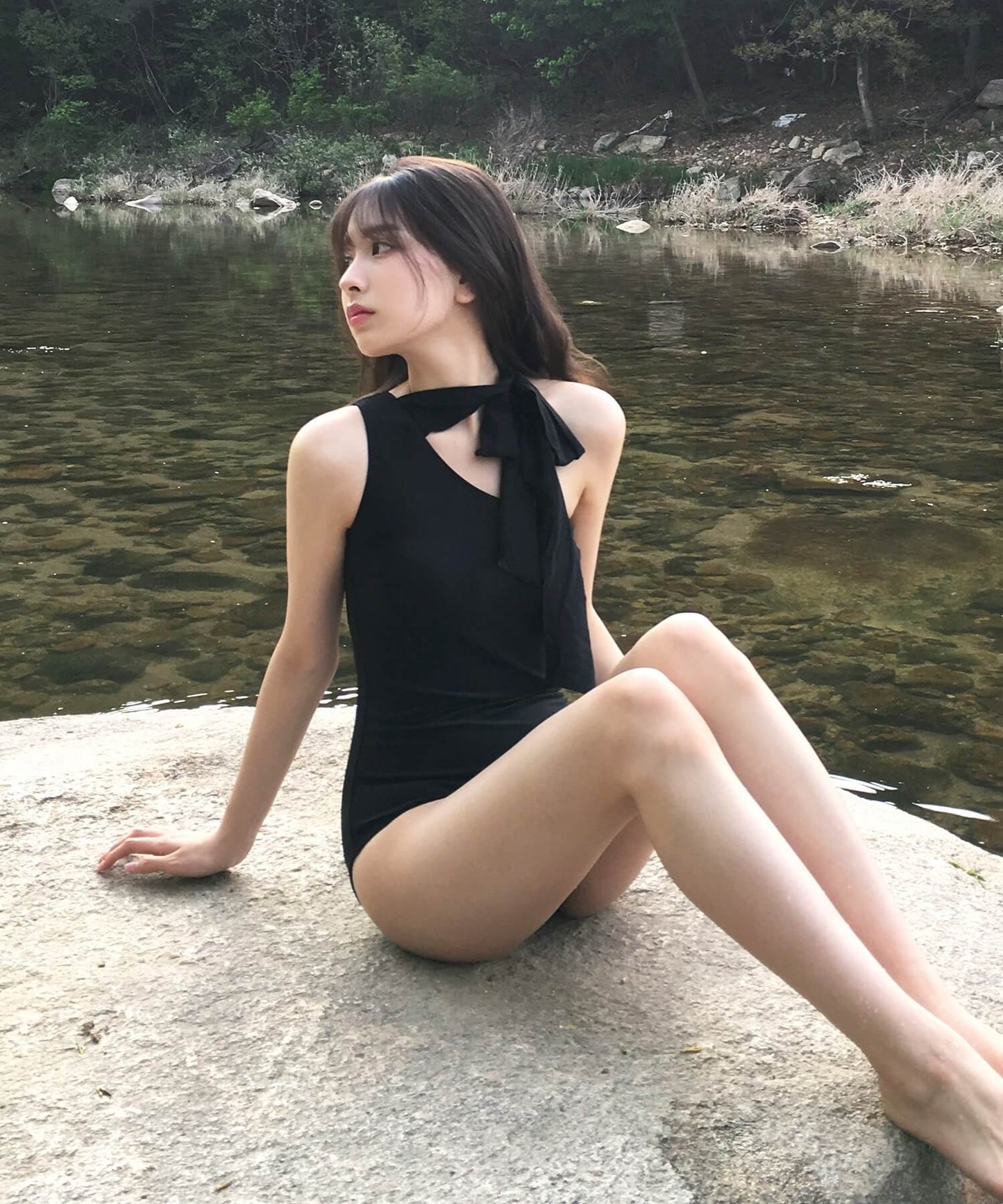 ワンショルダーリボンモノキニ水着