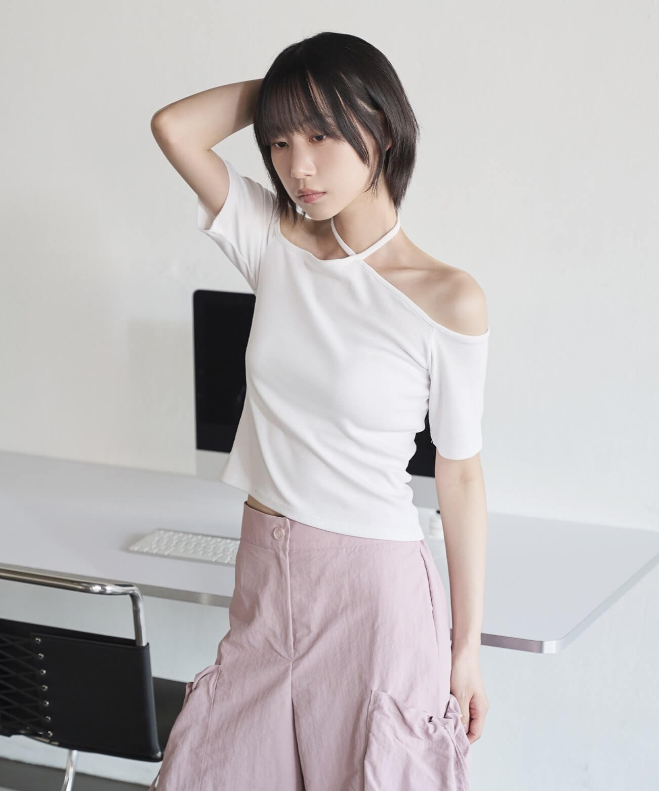 [UNE ORIGINAL]2wayホルターネックストリングリボンバックオープンTシャツカットソー