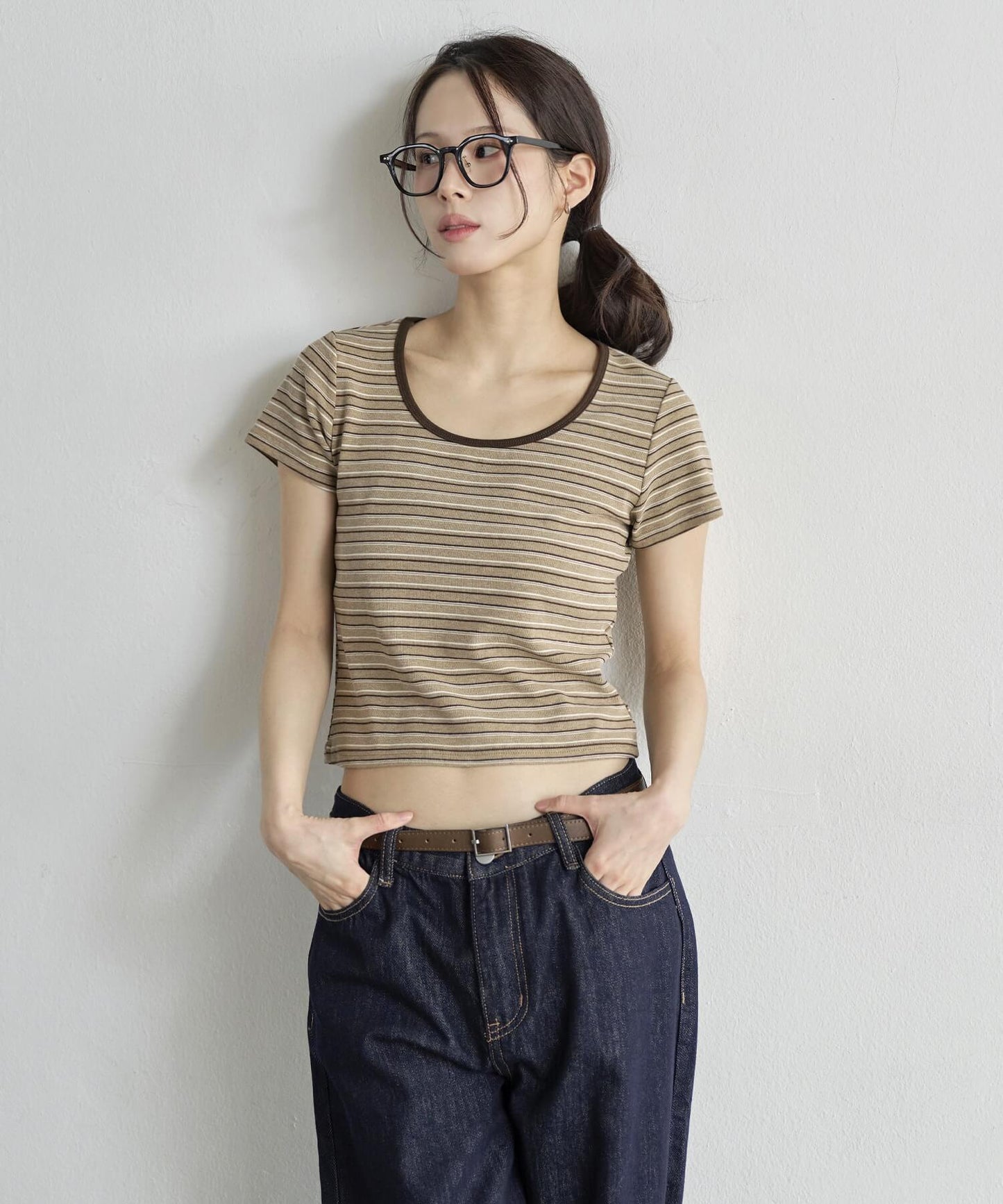 ラウンドネックバイカラーストライプセミクロップド半袖Tシャツカットソー