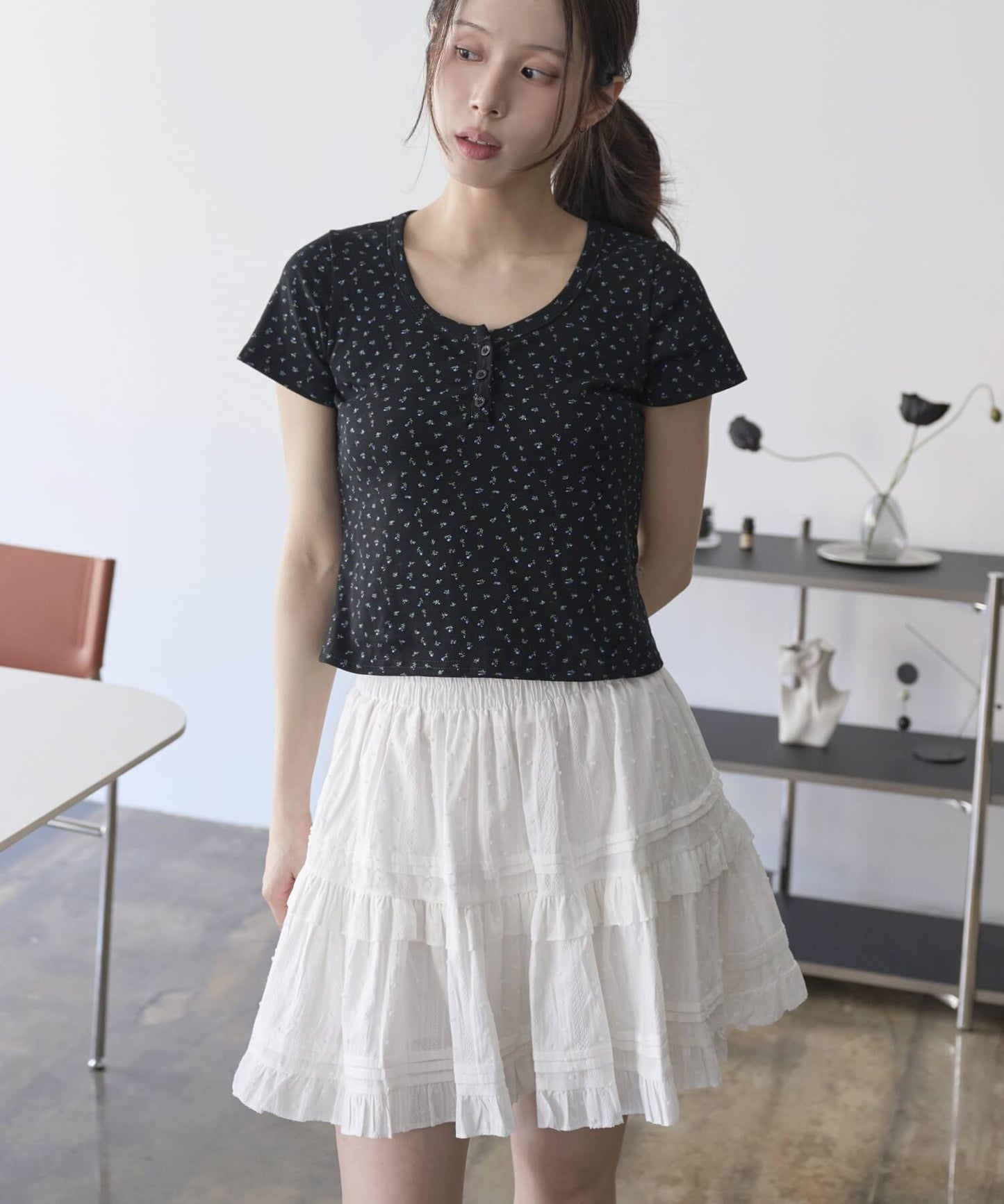 ラブリーフラワーパターンポイントボタン半袖Tシャツカットソー