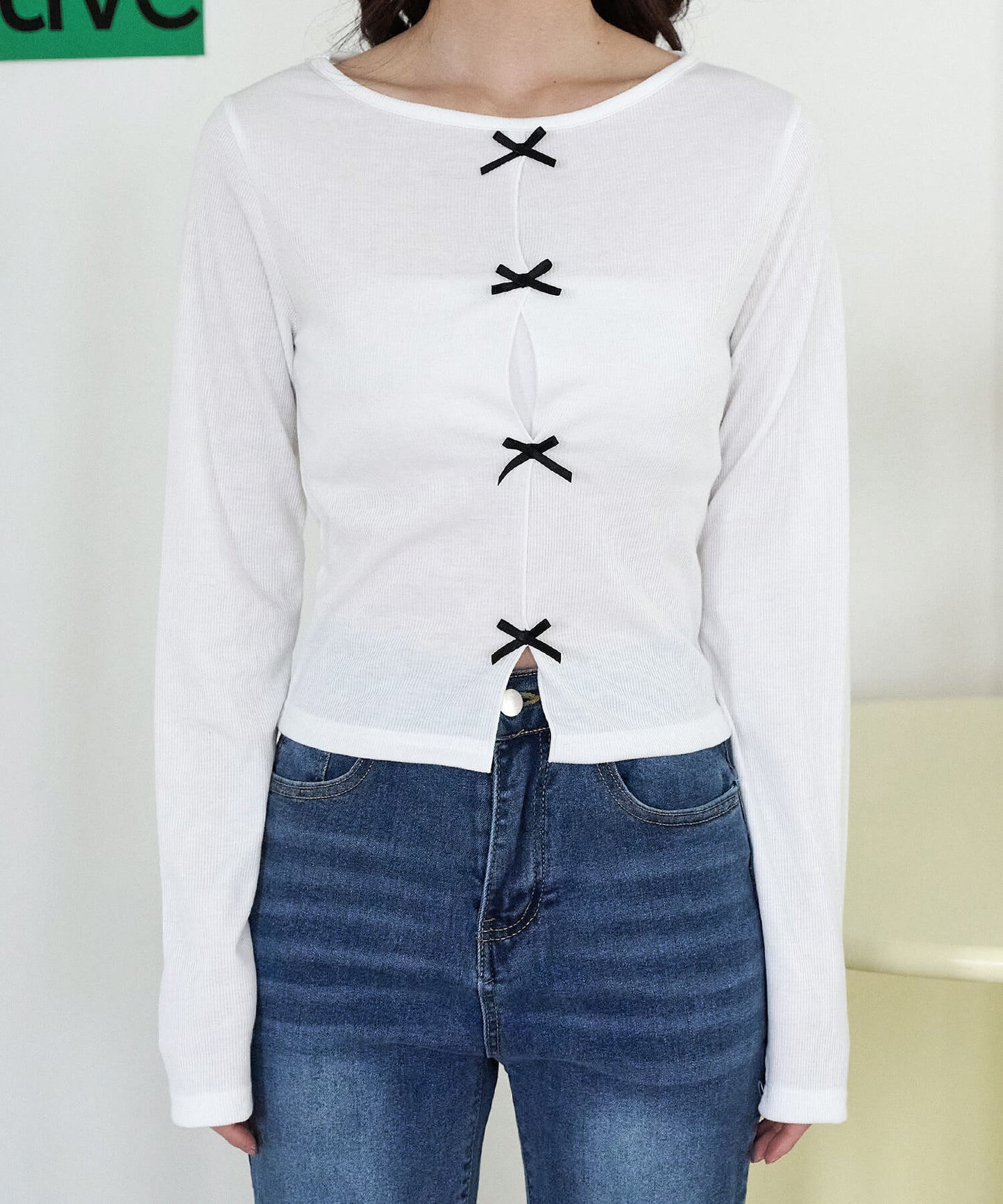 フロントカットオフリボンラウンドTシャツカットソー