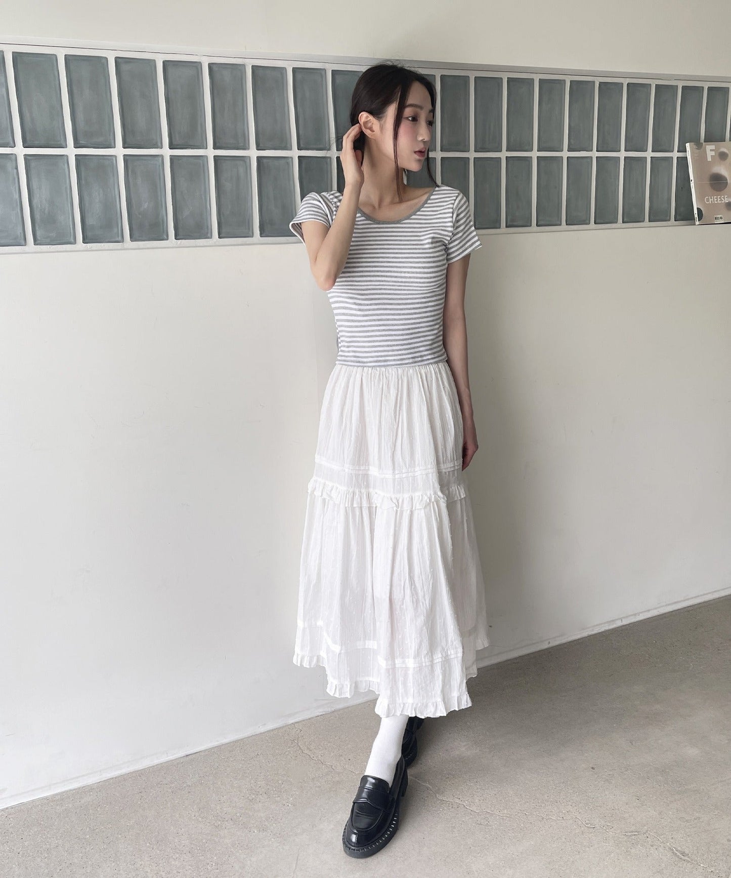 バックストリングUネックボーダーリブニット半袖Tシャツ