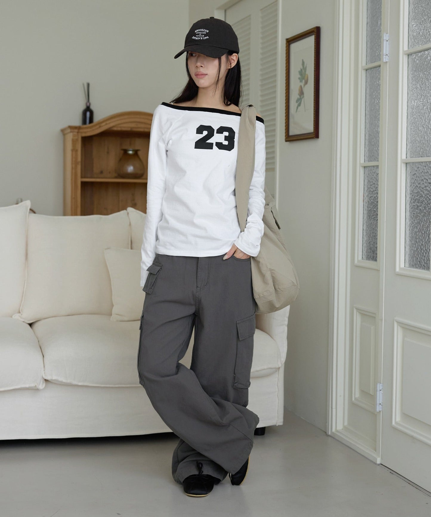 【オフショルダー/ワンショルダー2WAY着用可能】バイカラーナンバリング長袖Tシャツカットソー