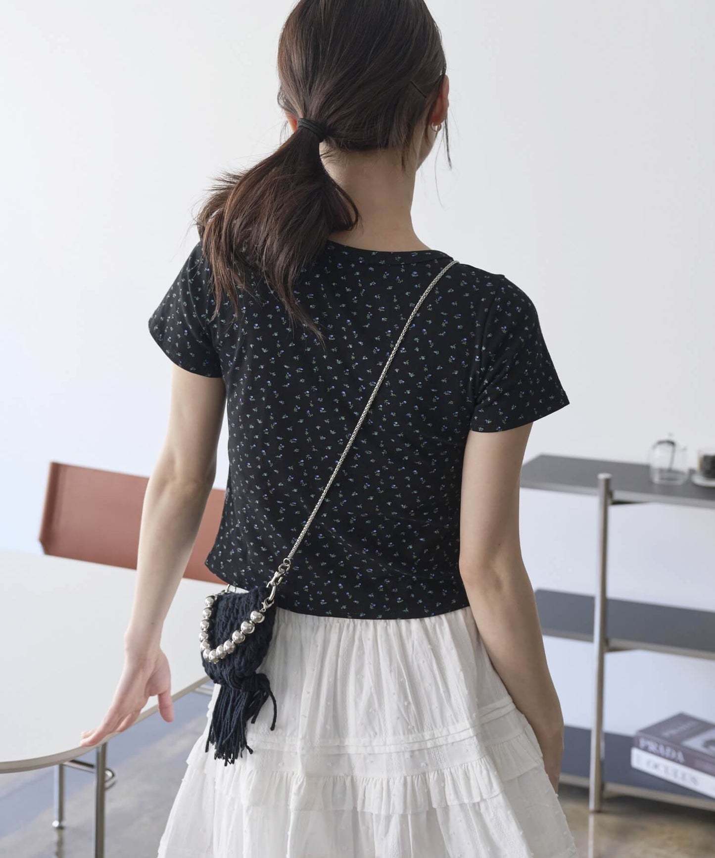 ラブリーフラワーパターンポイントボタン半袖Tシャツカットソー