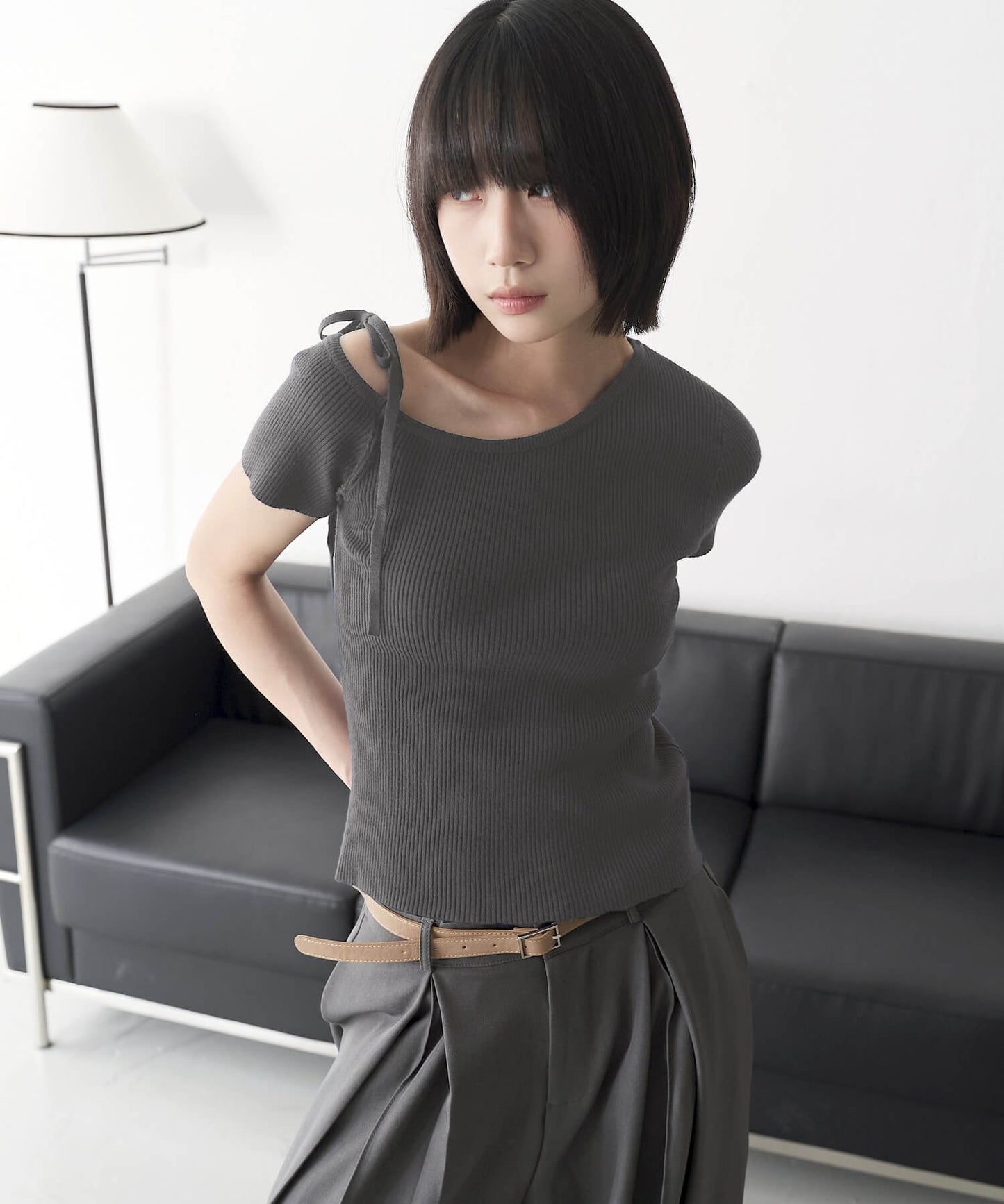 [UNE ORIGINAL]ワンオフショルダーストリングリボンサマーニットTシャツカットソー
