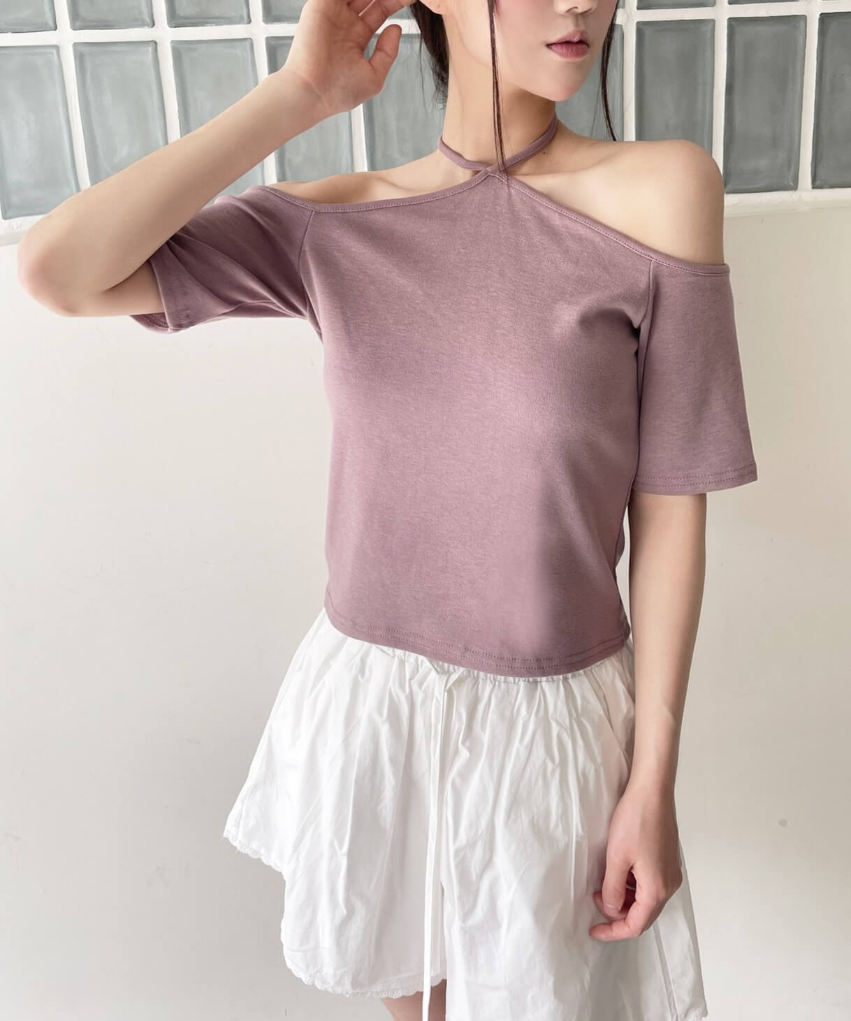 [UNE ORIGINAL]2wayホルターネックストリングリボンバックオープンTシャツカットソー