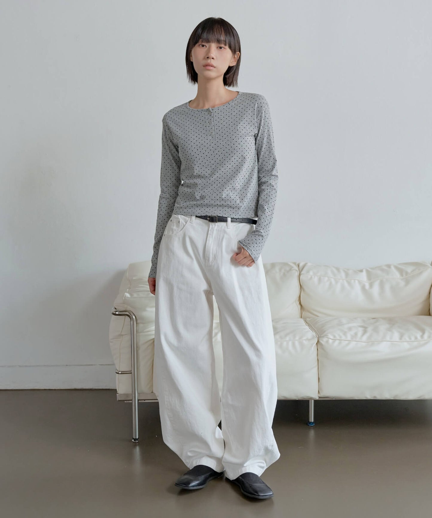 【UNE ORIGINAL】ヘンリーネックシルバースナップボタンドットパターンTシャツカットソー