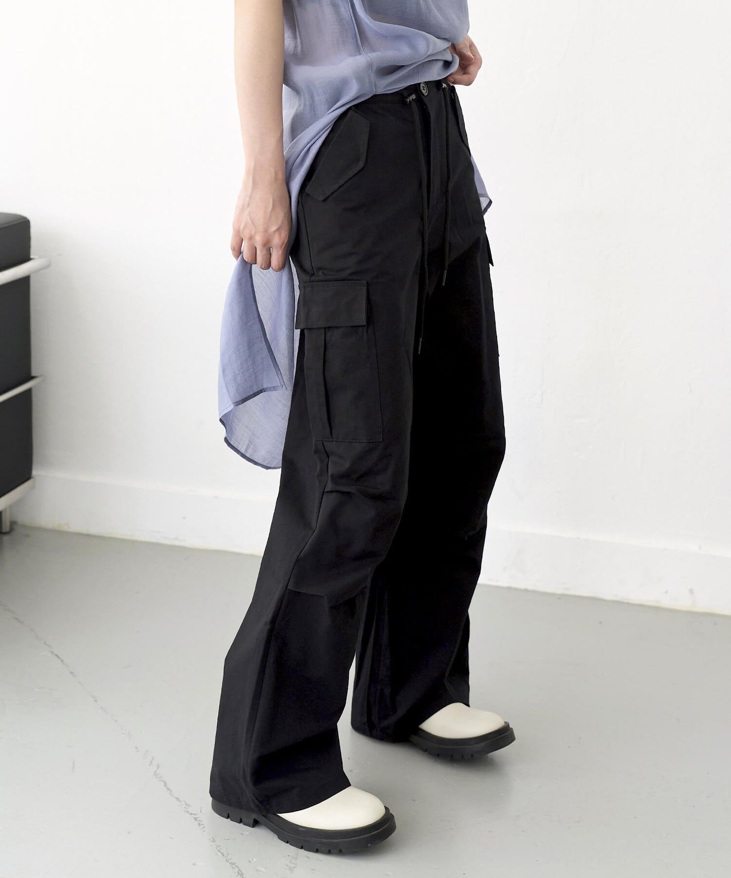【UNISEX】ウエストストリングケープピンタックカーゴパラシュートパンツ