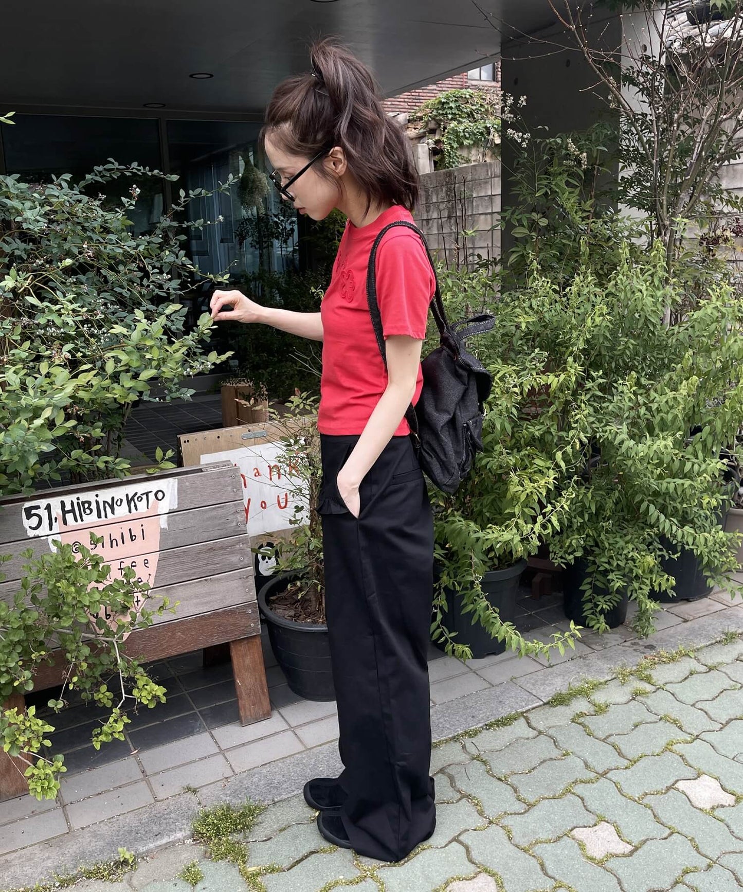フロントフリルポイントコットンローライズワイドシルエットパンツ