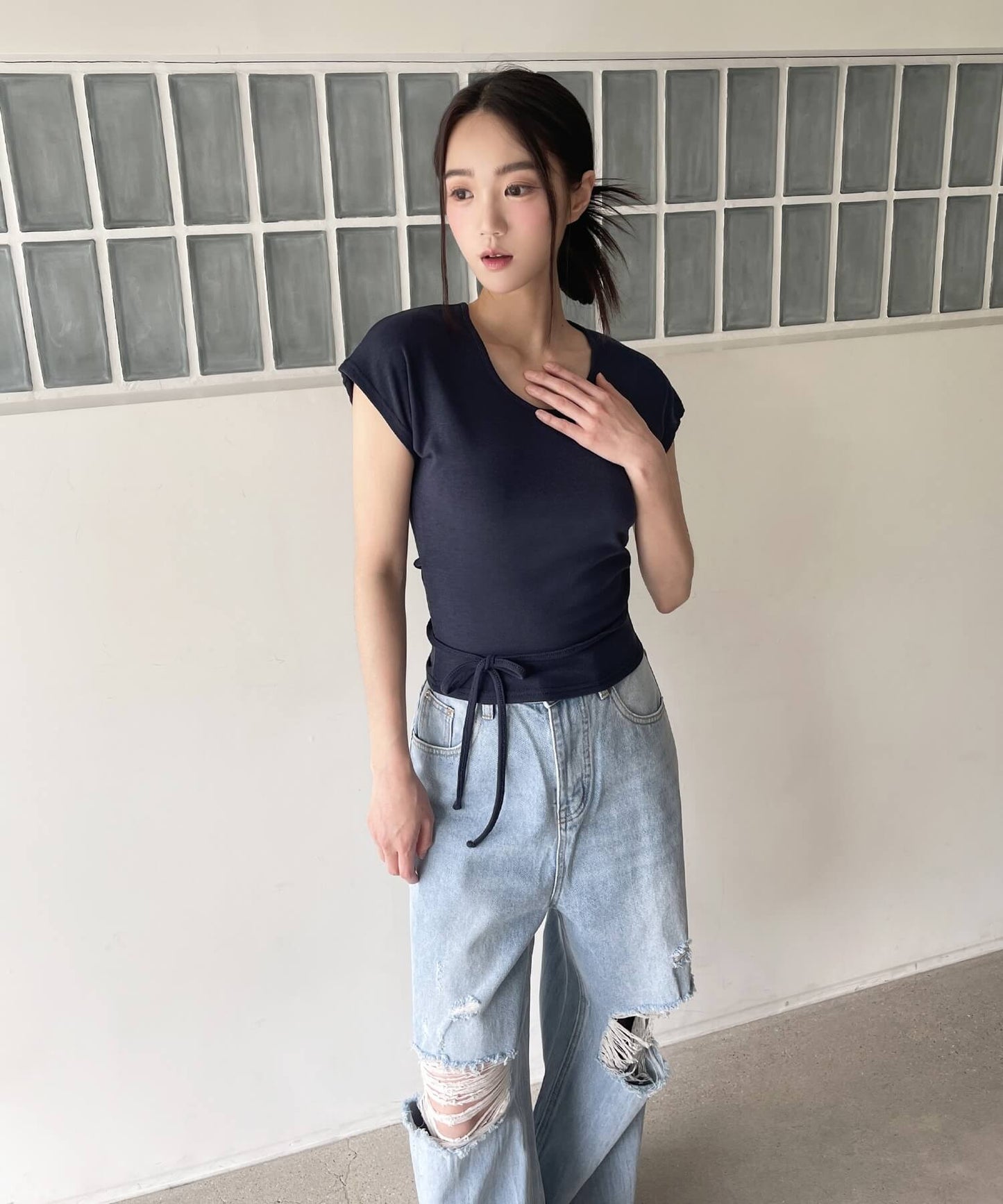 [UNE ORIGINAL]ラウンドネックリボンメイクTシャツカットソー