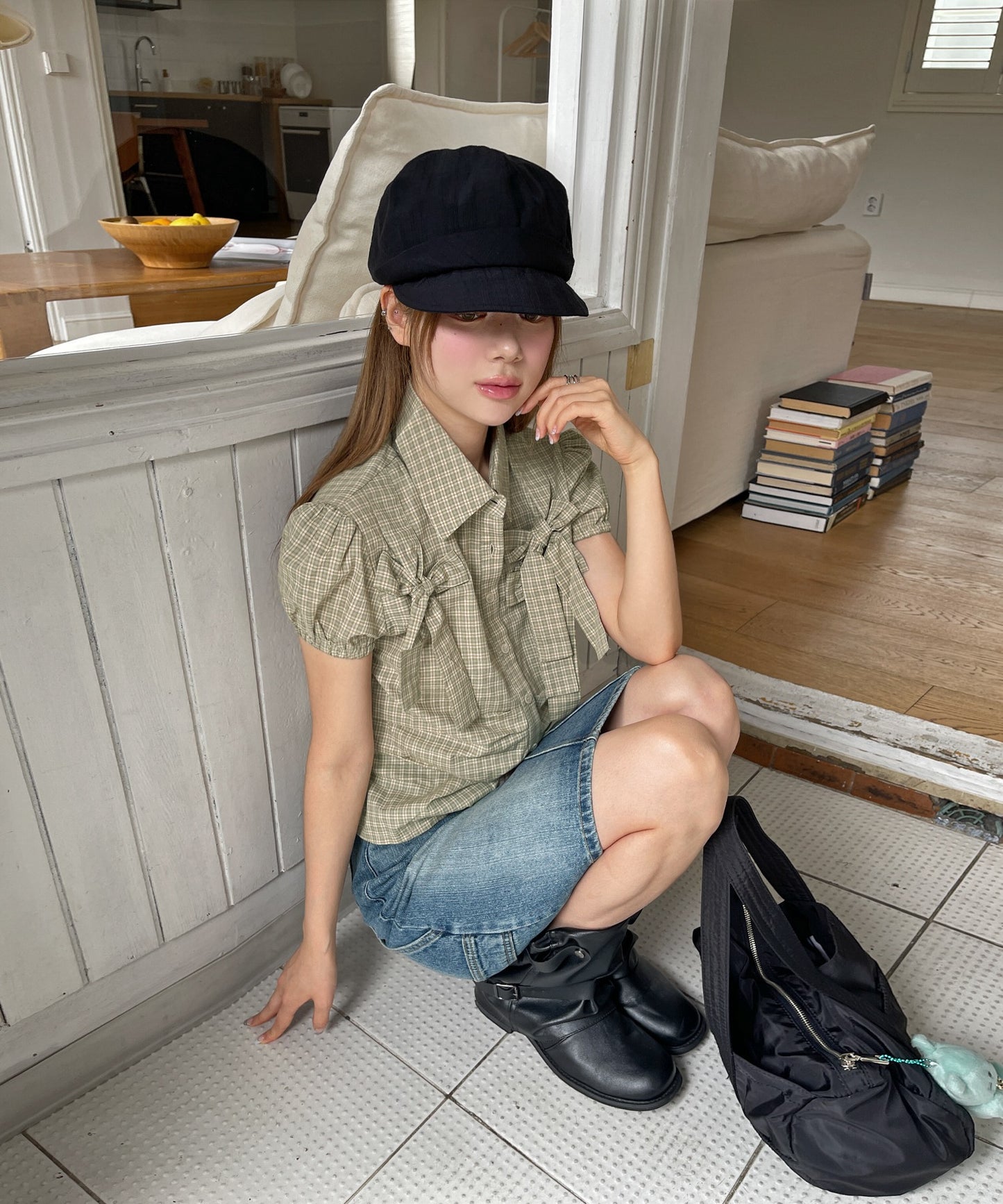 [UNE ORIGINAL]ショルダーパフサイドピンタックユニークリボンチェックブラウスシャツ