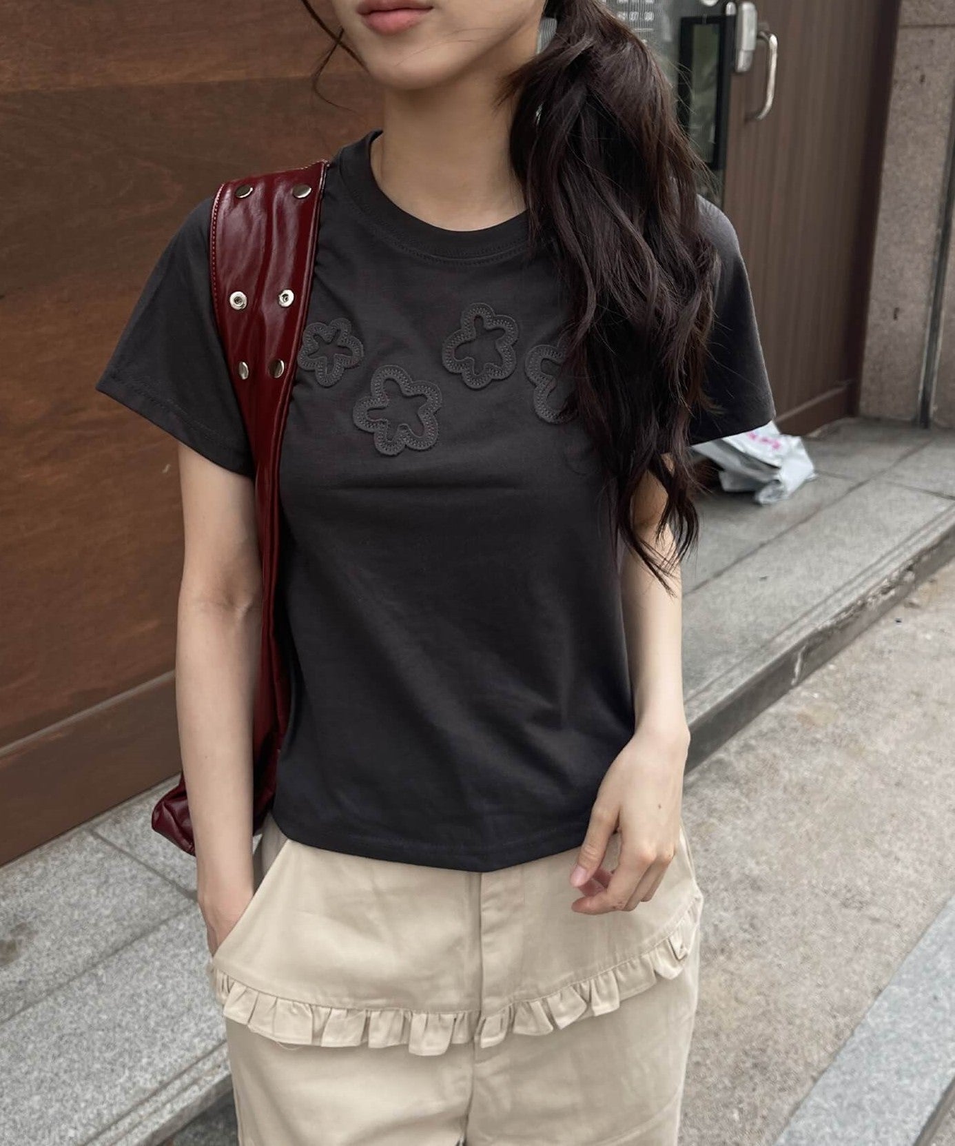 ダッフルフラワーワッペンレタリング半袖Tシャツ