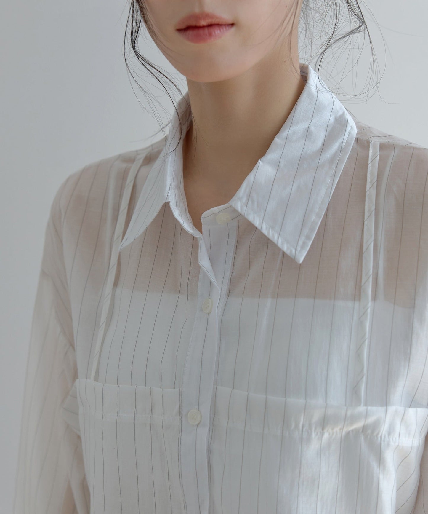 【好みで選べる無地＆ストライプ生地展開】【ウエストストリングで体系によってシルエット調節可能】シースルーレイヤードビスチェオーバーサイズブラウスシャツ