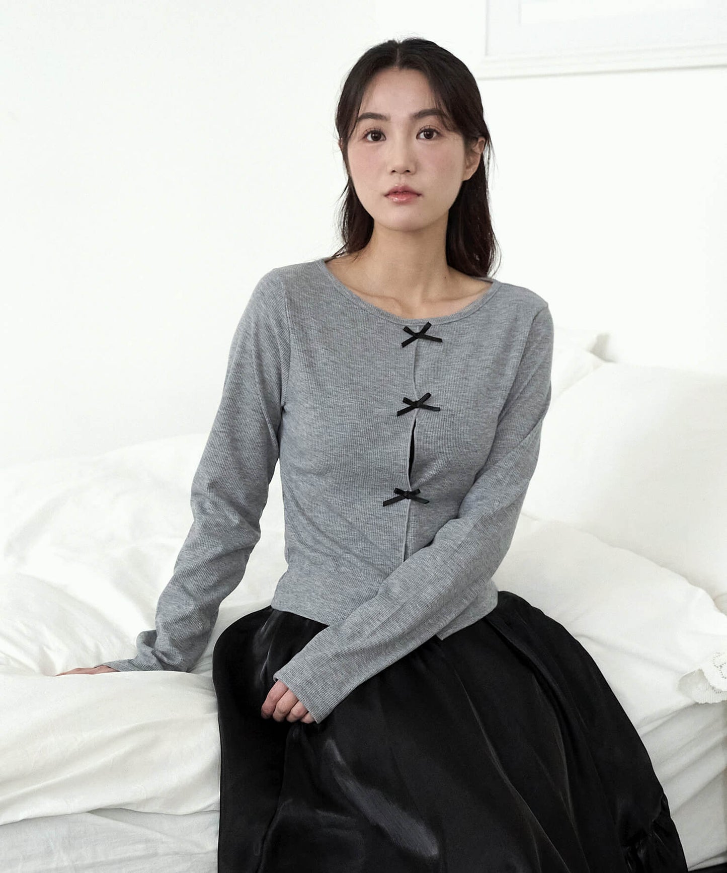 フロントカットオフリボンラウンドTシャツカットソー