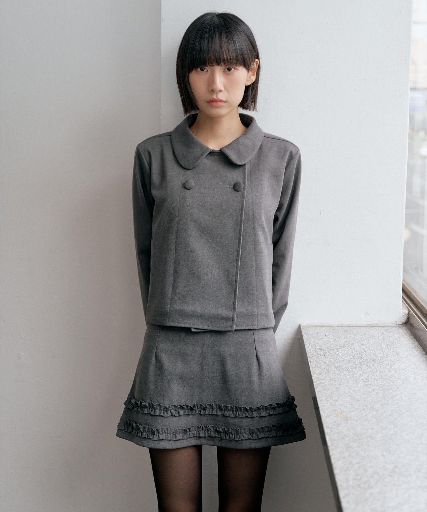 【UNE ORIGINAL】【伸縮性のあるインナーパンツ付き】ダブルフリルミニスカート