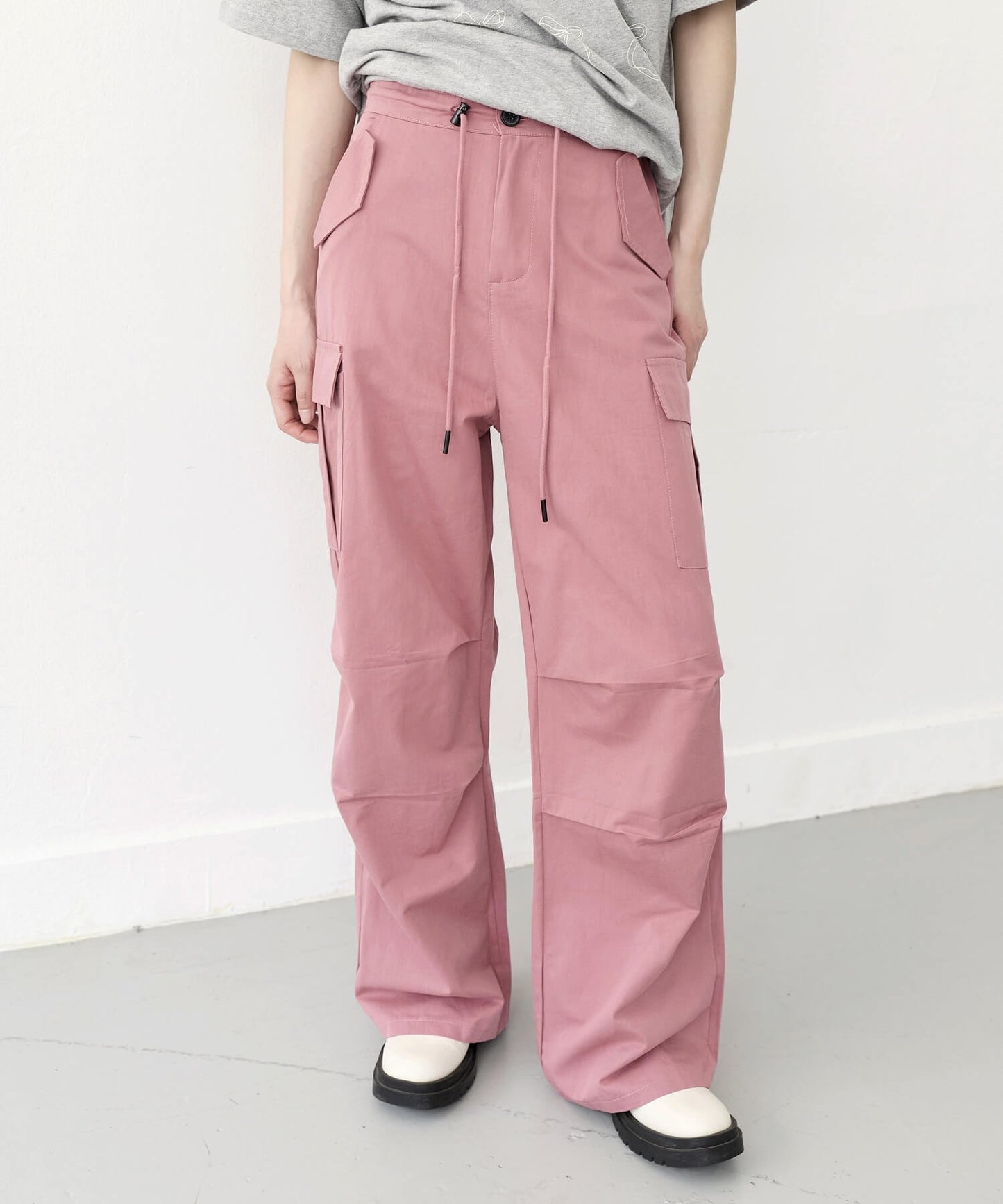【UNISEX】ウエストストリングケープピンタックカーゴパラシュートパンツ