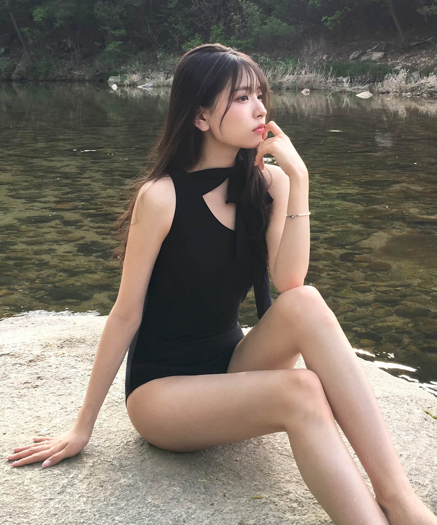 ワンショルダーリボンモノキニ水着