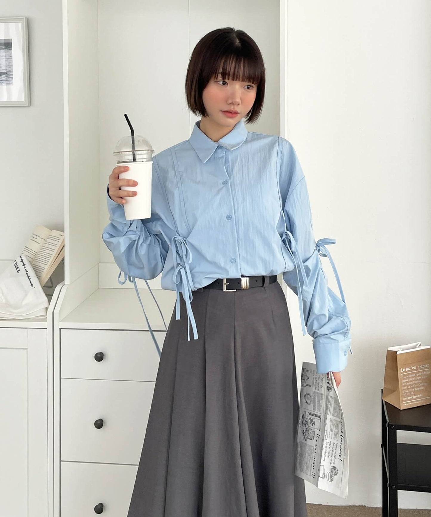 [UNE ORIGINAL]オーバーサイズフロントシャーリングリボンブラウスシャツ