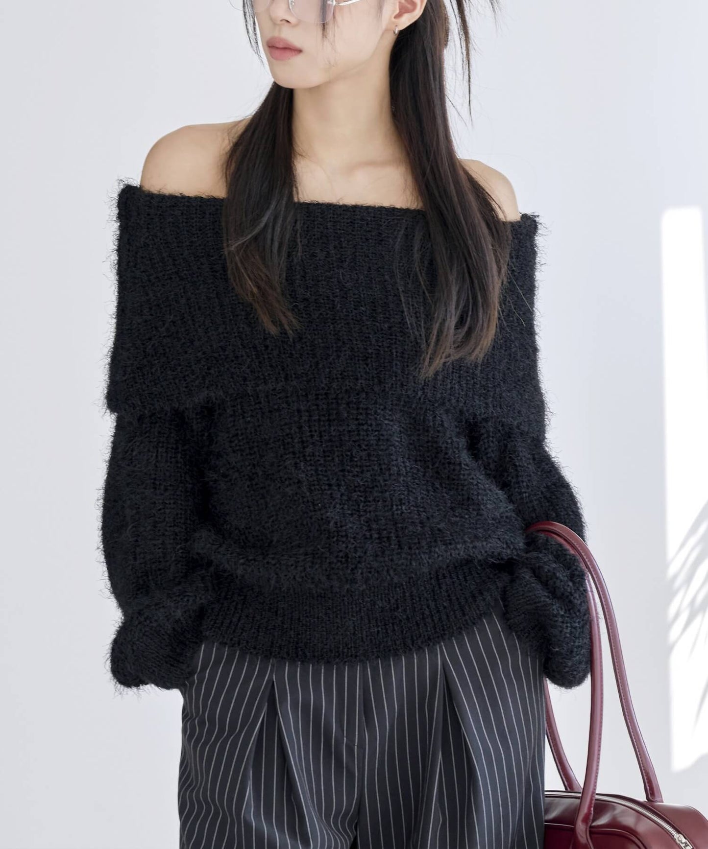 アンゴラモヘアフォンダンオフショルダーオーバーサイズニット