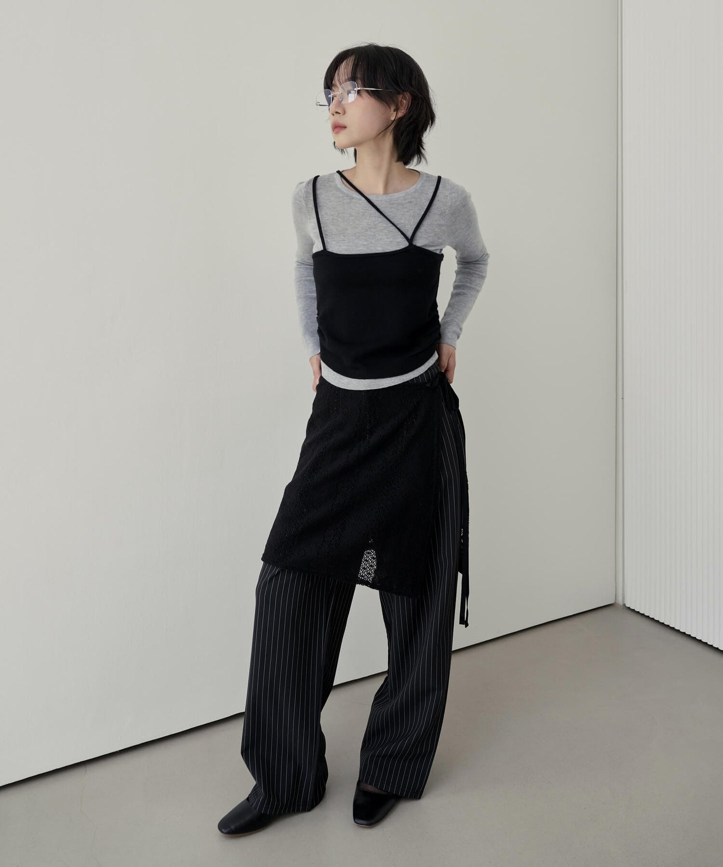 ストライプツーピンタックワイドスラックス