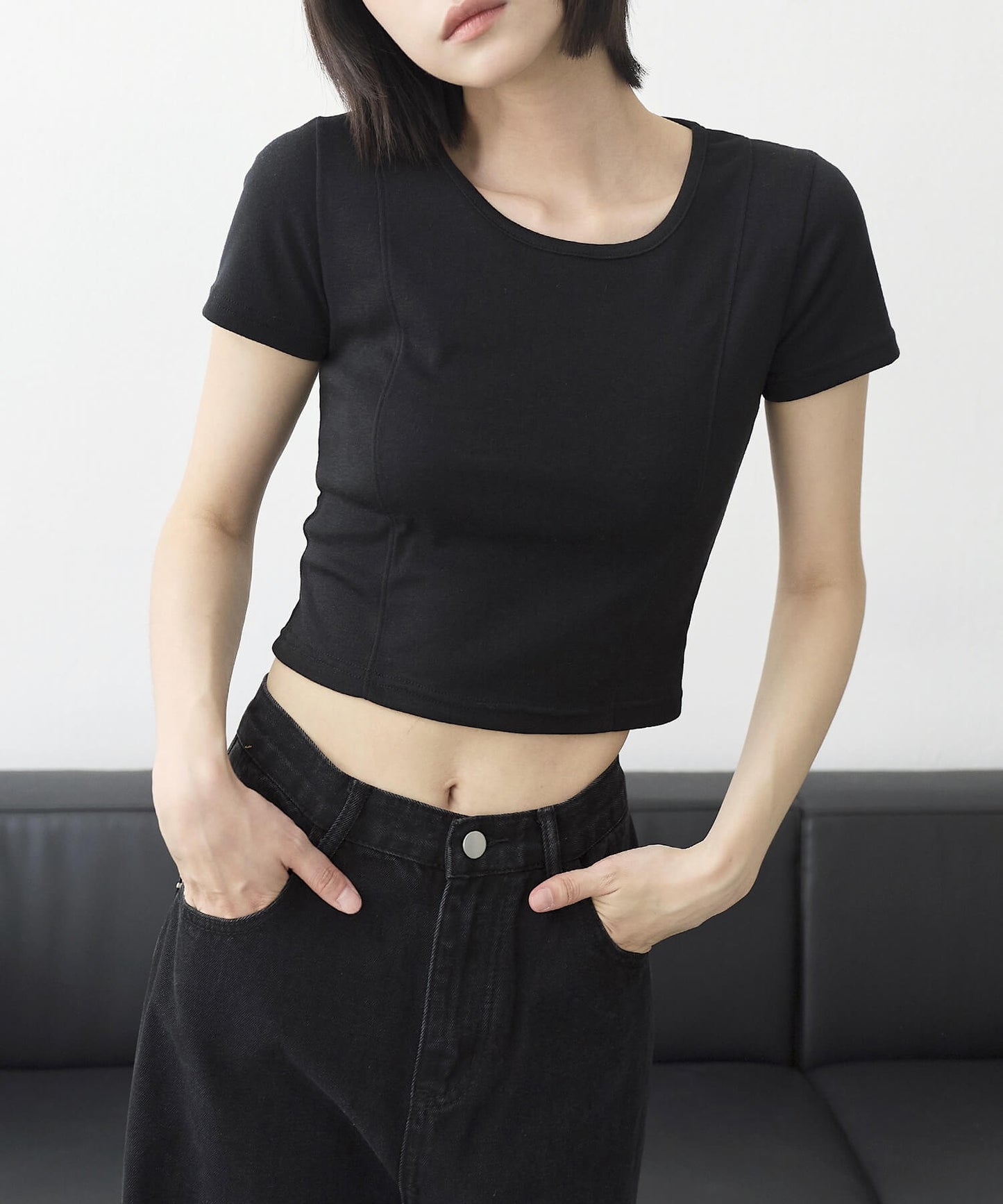 フロントダブルスリムラインクロップドＴシャツカットソー