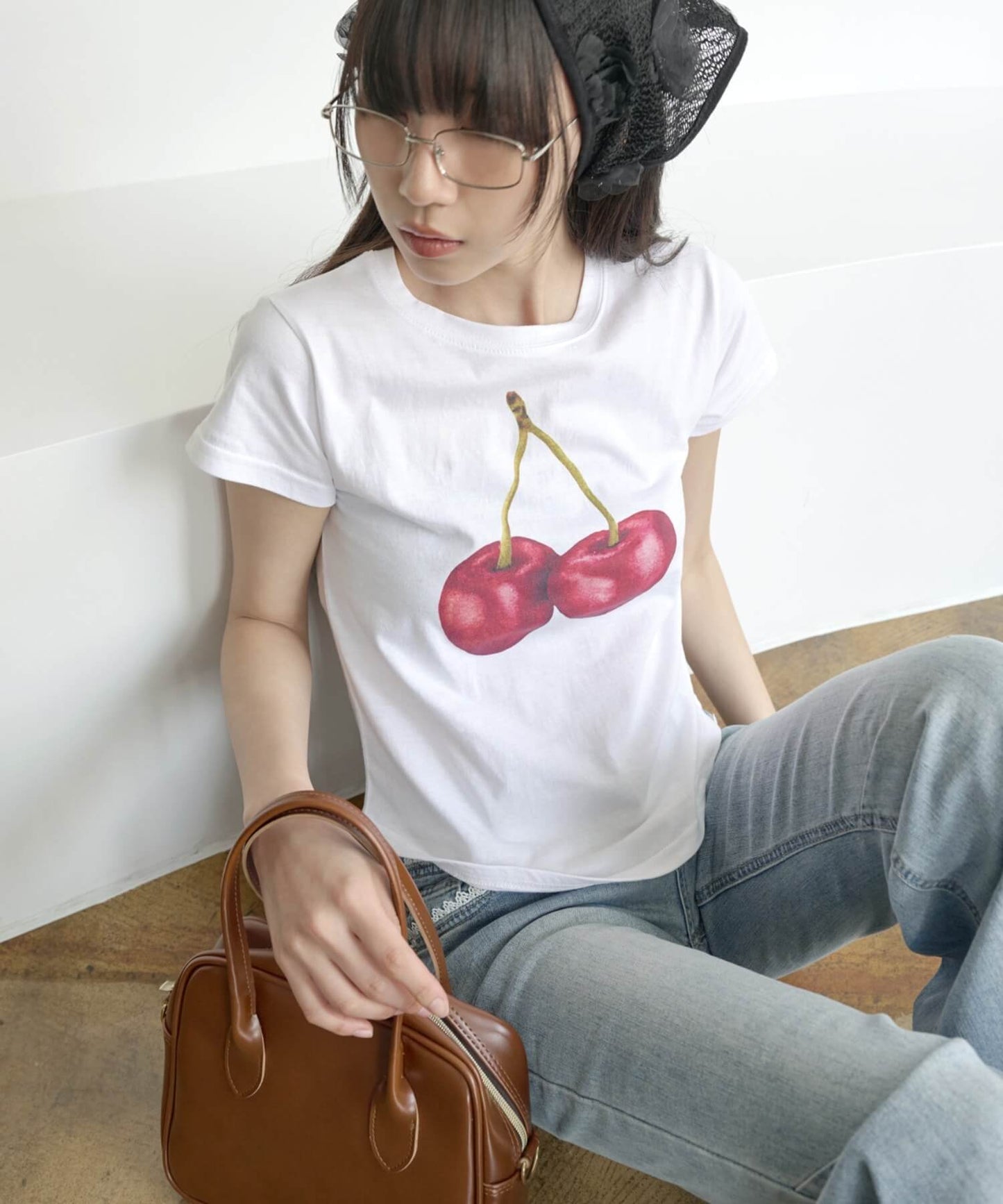 【UNE ORIGINAL】 サイドラウンドスリットフルーツプリントミニチビTシャツカットソー