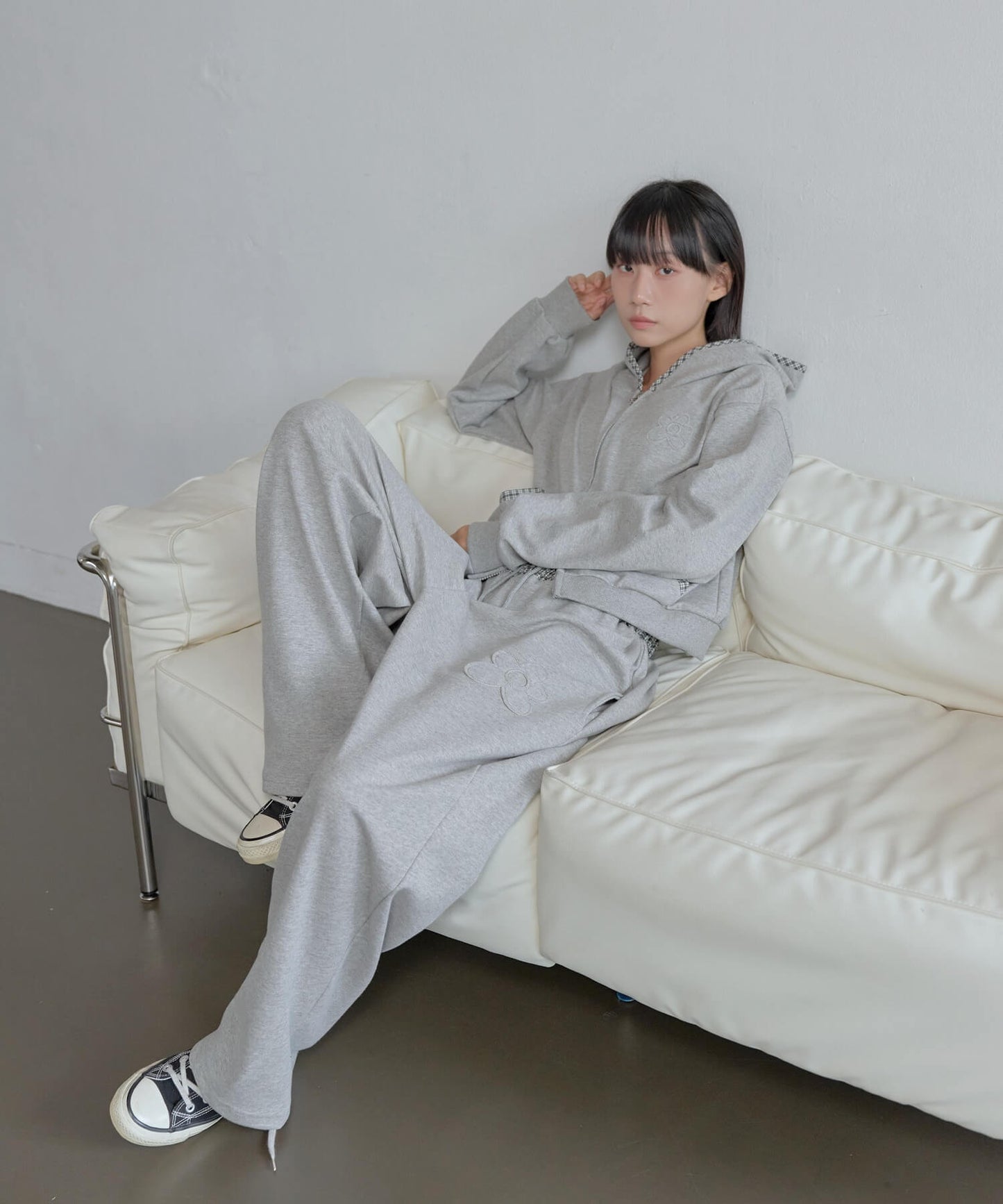 【セットアップ着用おすすめ】ウエストゴムフラワーアプリケットバイカラーチェック配色スウェットパンツ