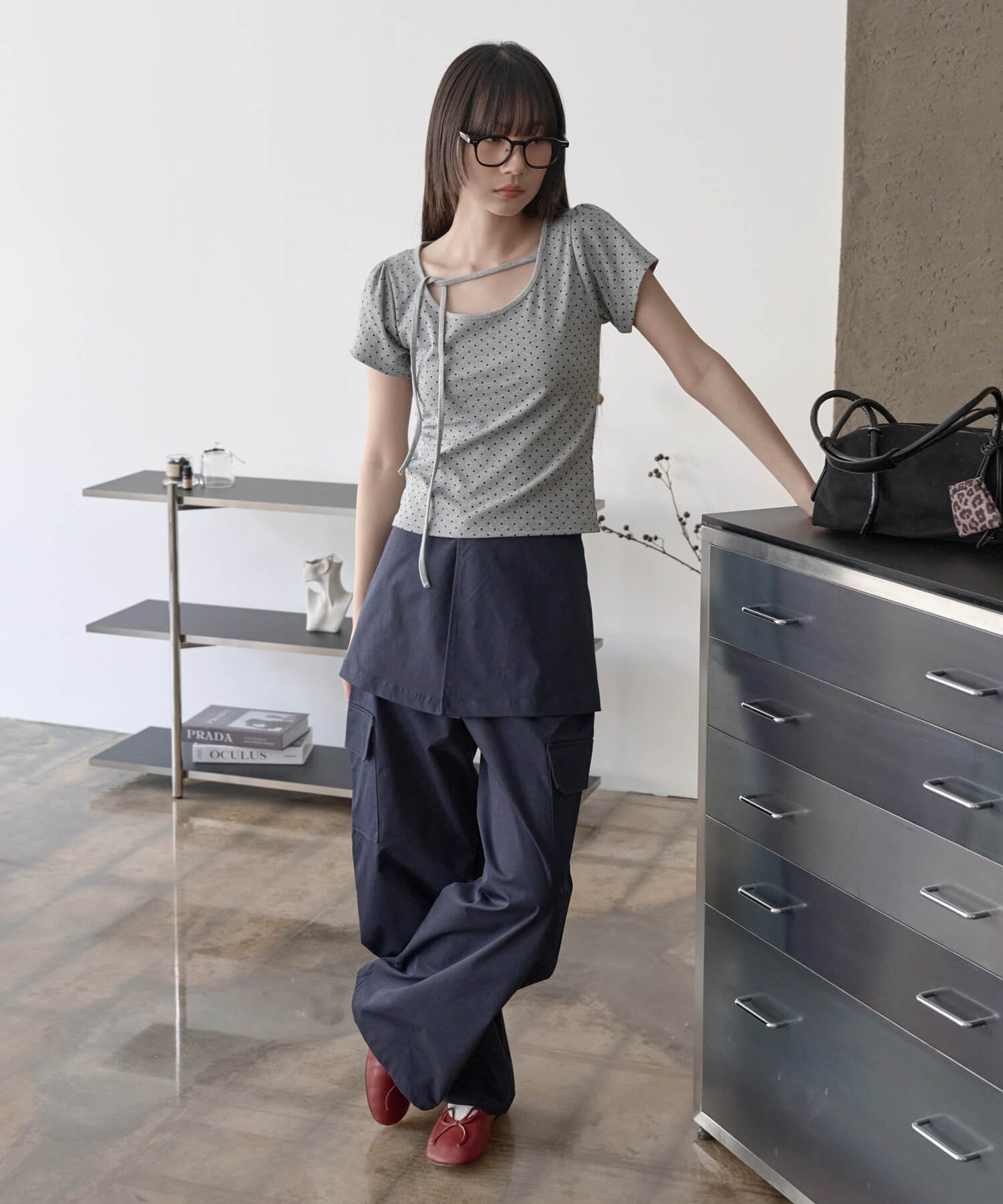 【UNE ORIGINAL】ショルダーパフフロントリボンドットパターンTシャツカットソー