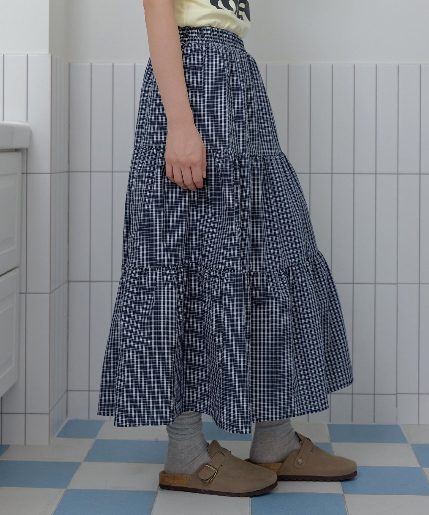 ウエストゴムチェックフリルフレアロングカンカンスカート